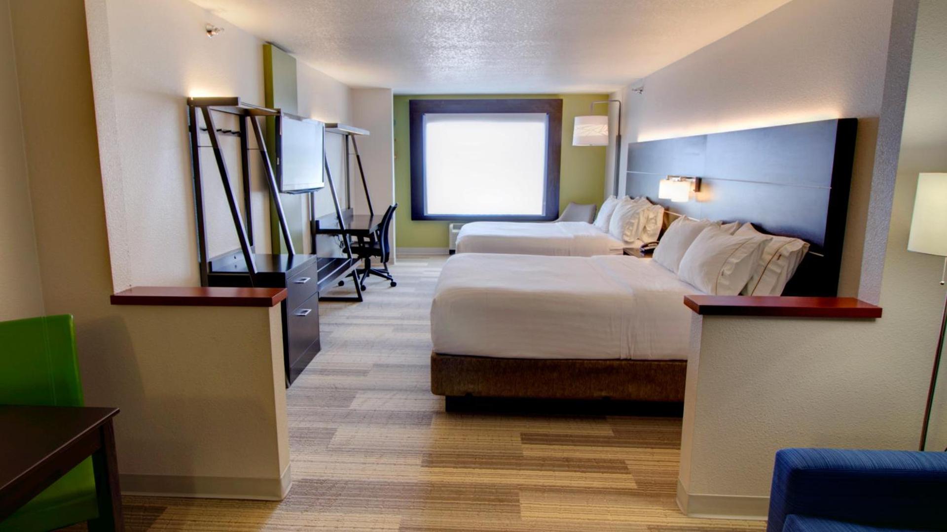 Holiday Inn Express & Suites Sioux Center by IHG photo 37
