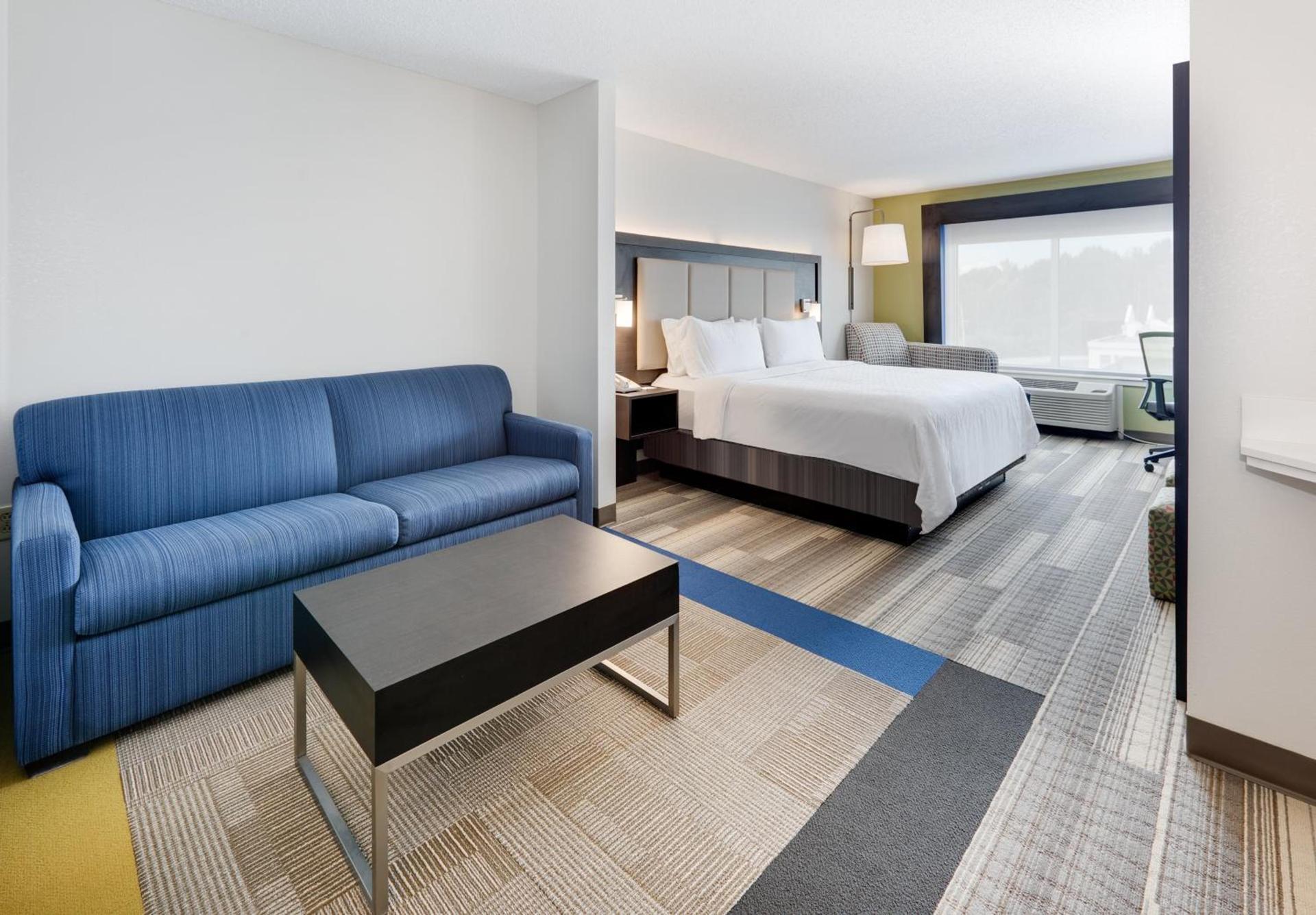 Holiday Inn Express Hotel & Suites Dublin by IHG photo 28