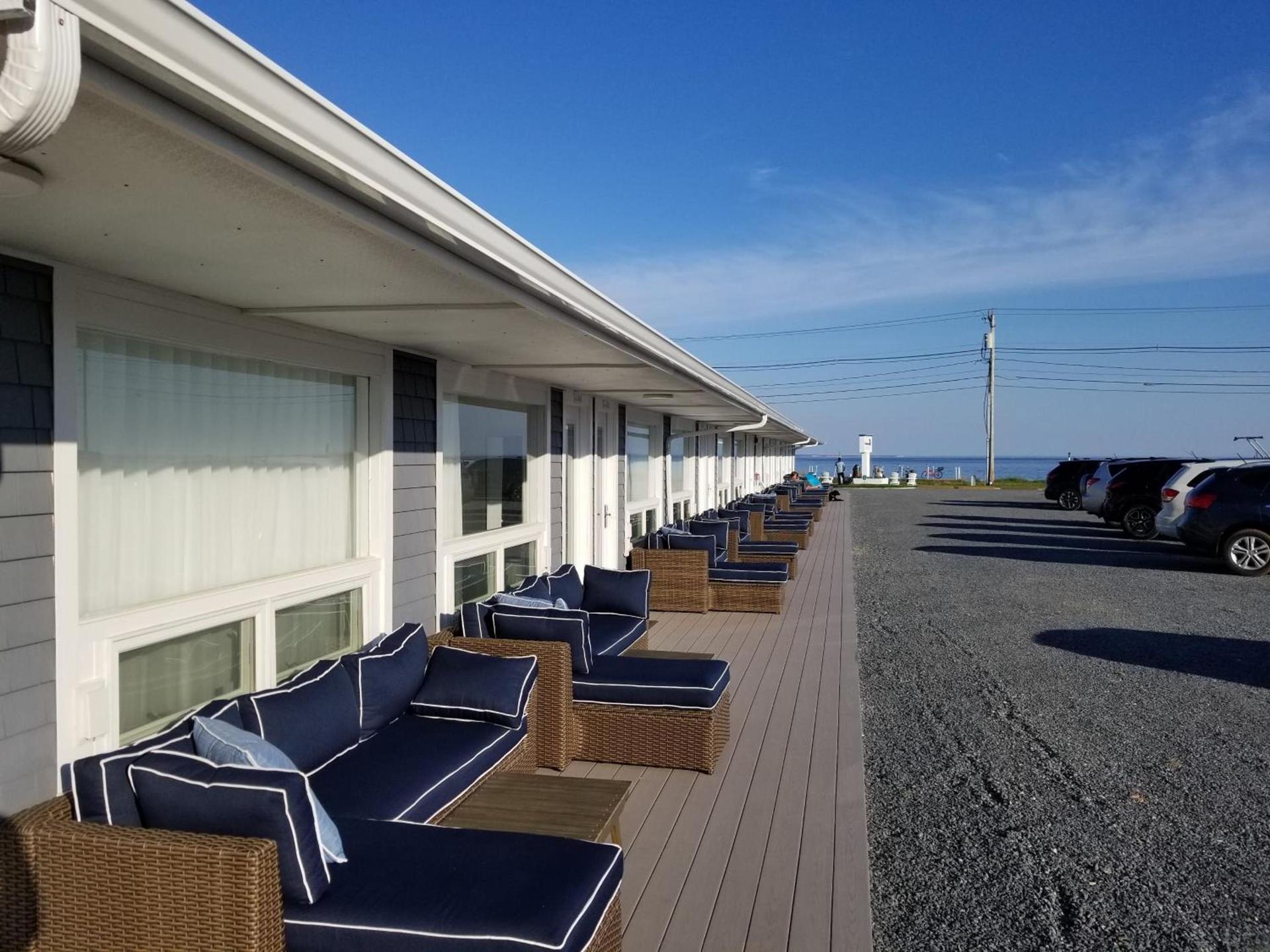 Breakwater Hotel photo 5