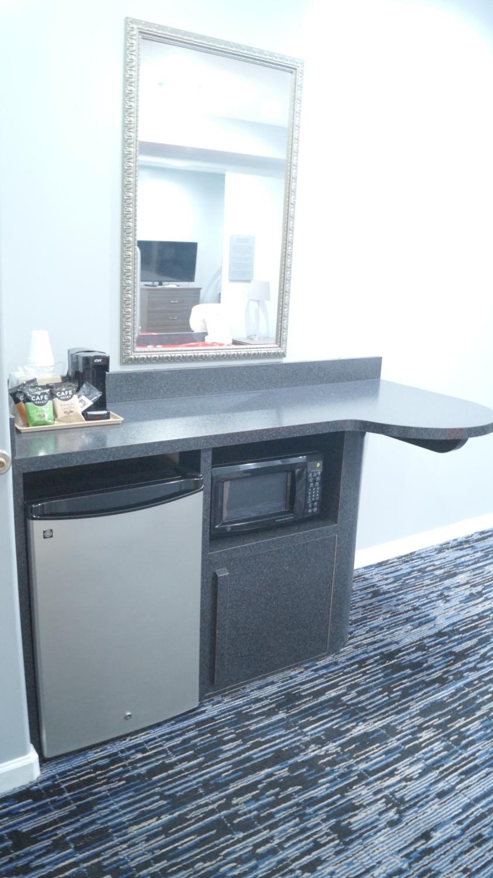 Magnolia Inn and Suites Olive Branch photo 13