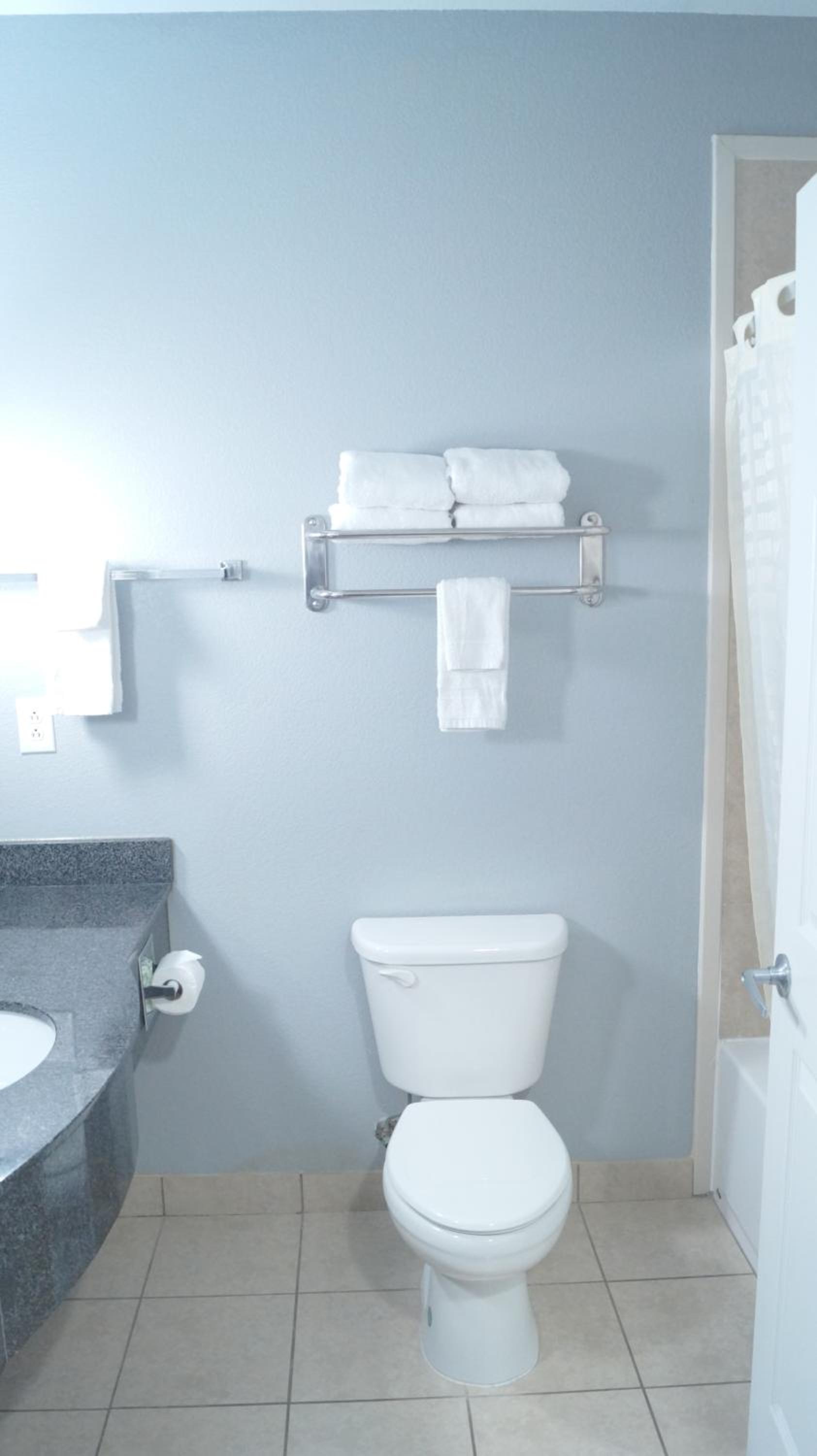 Magnolia Inn and Suites Olive Branch photo 6