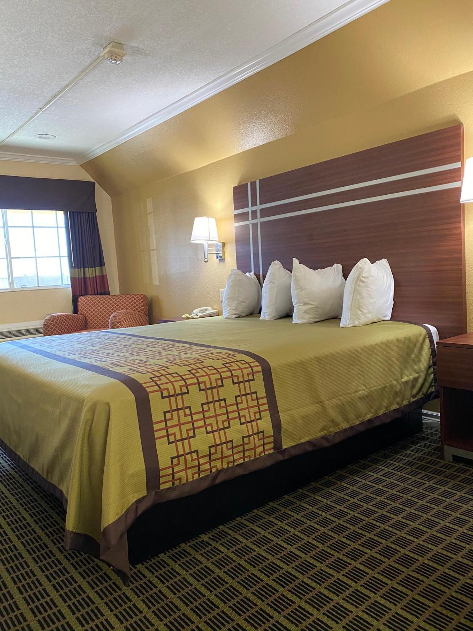 Americas Best Value Inn - Azusa/Pasadena photo 9