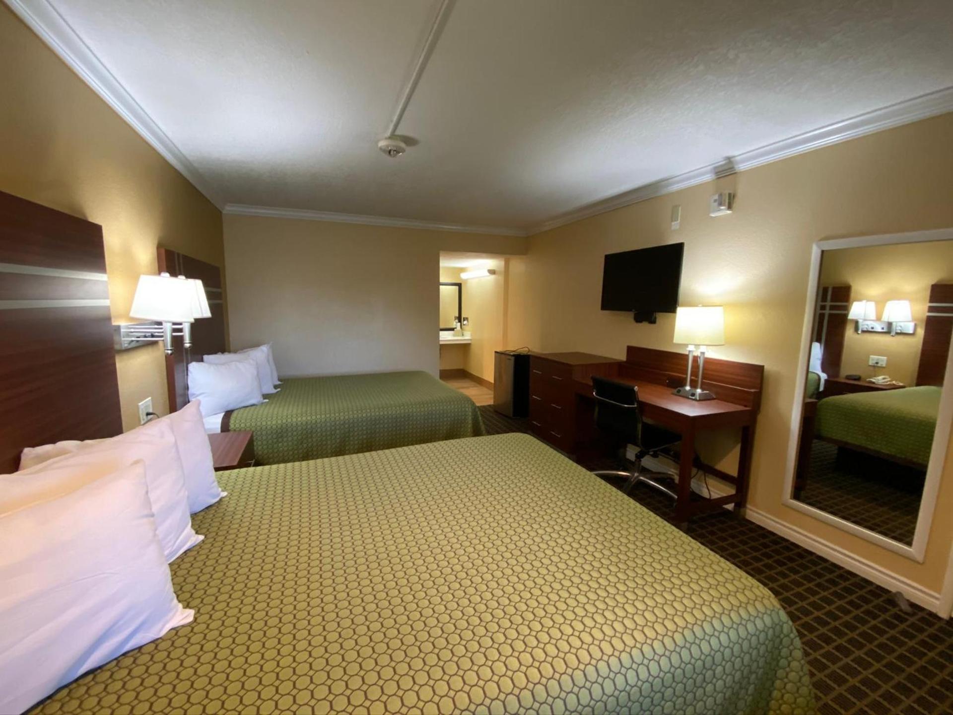Americas Best Value Inn - Azusa/Pasadena photo 2