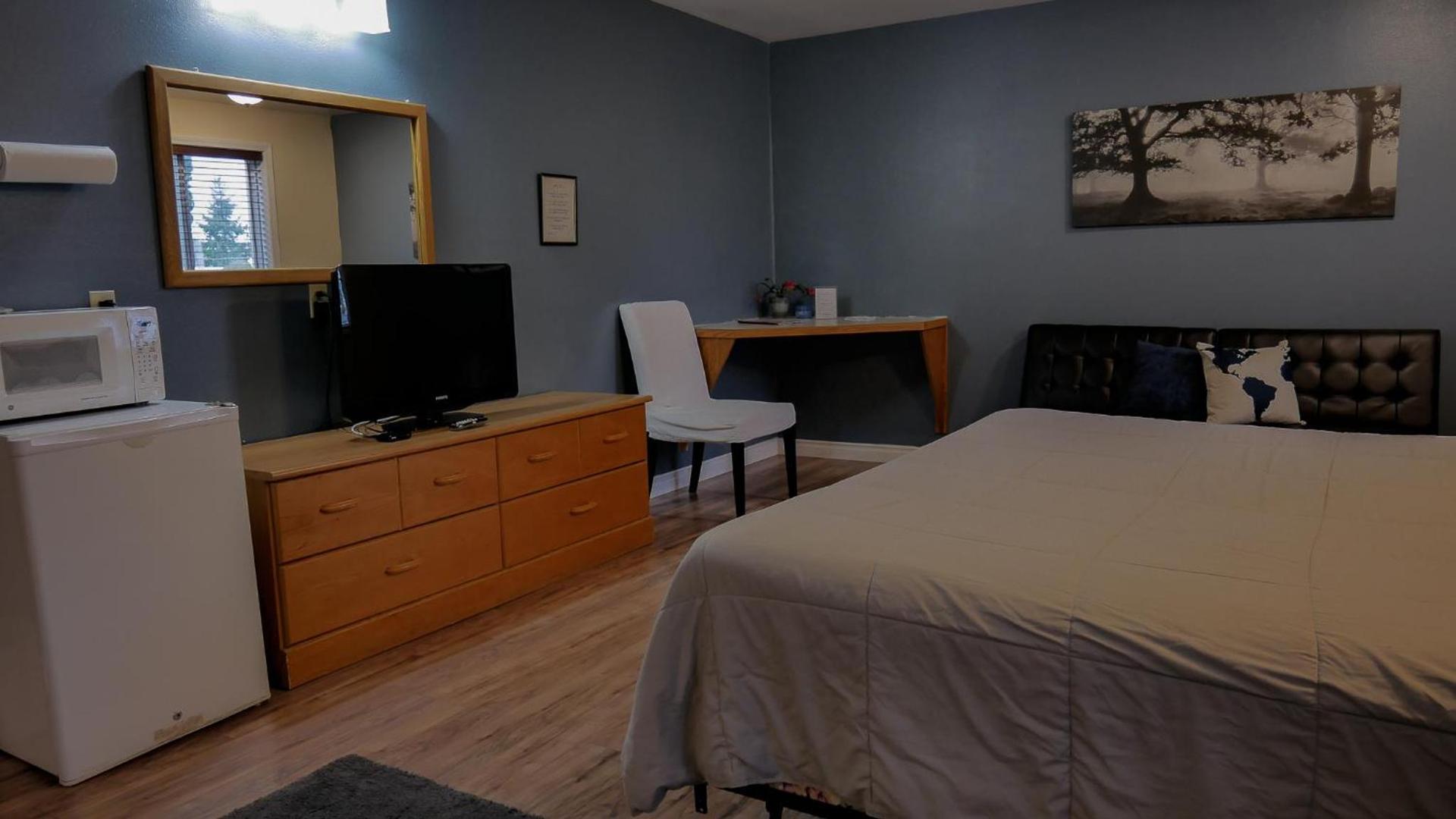 Snohomish Inn photo 15