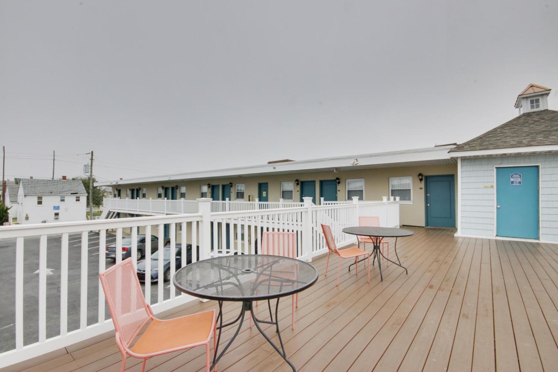 White Marlin Inn photo 7