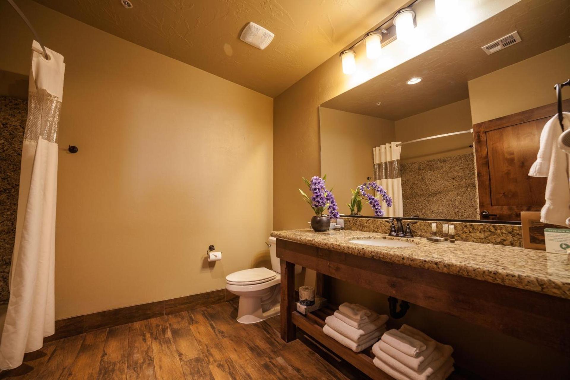Cable Mountain Lodge photo 17