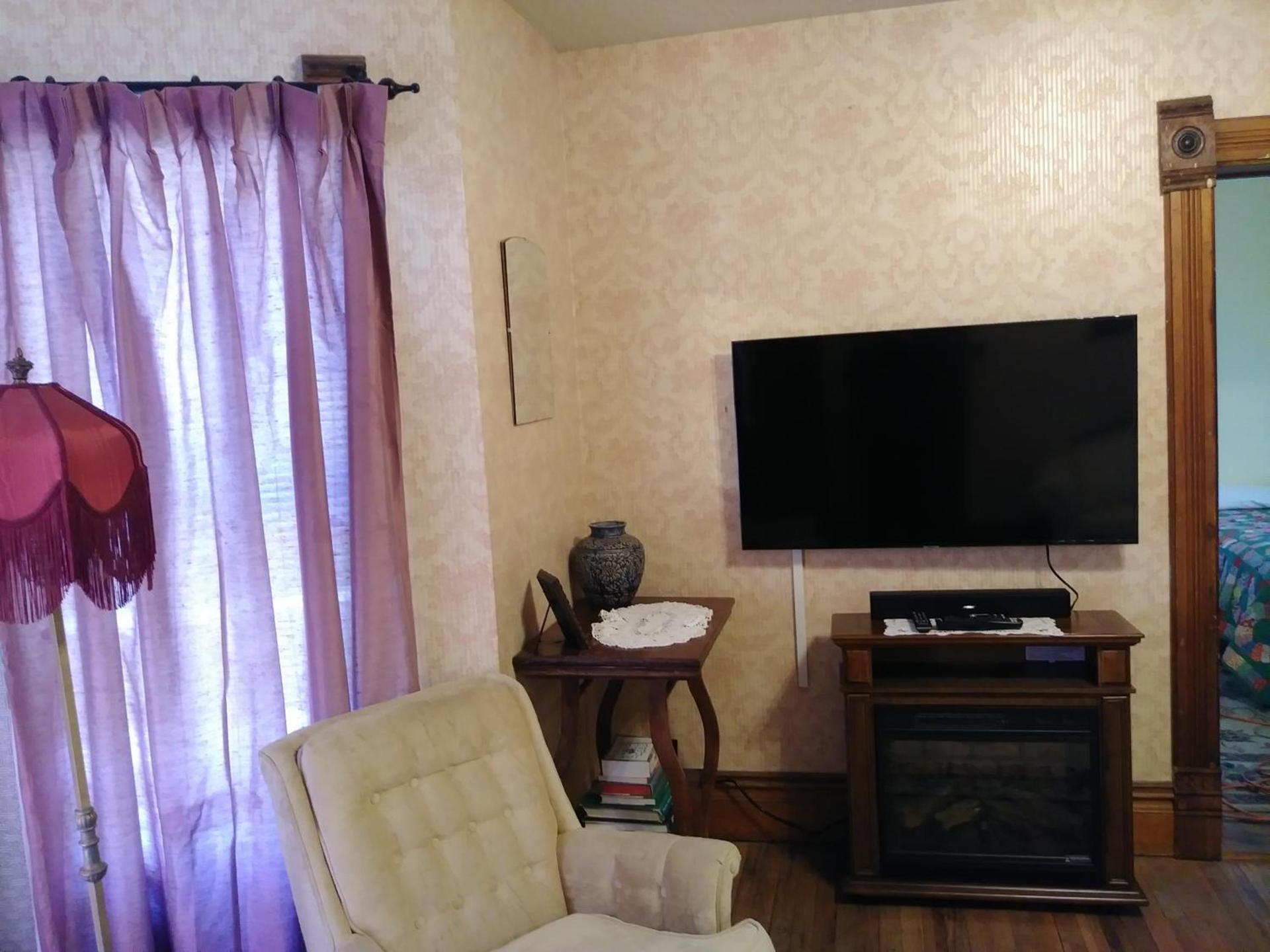 The Sturgis Motel photo 68