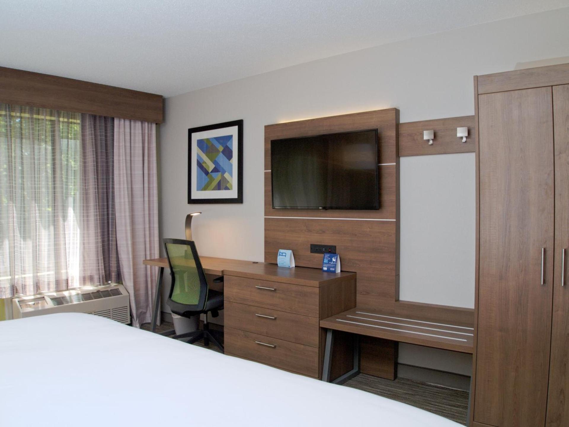 Holiday Inn Express South Burlington by IHG photo 12