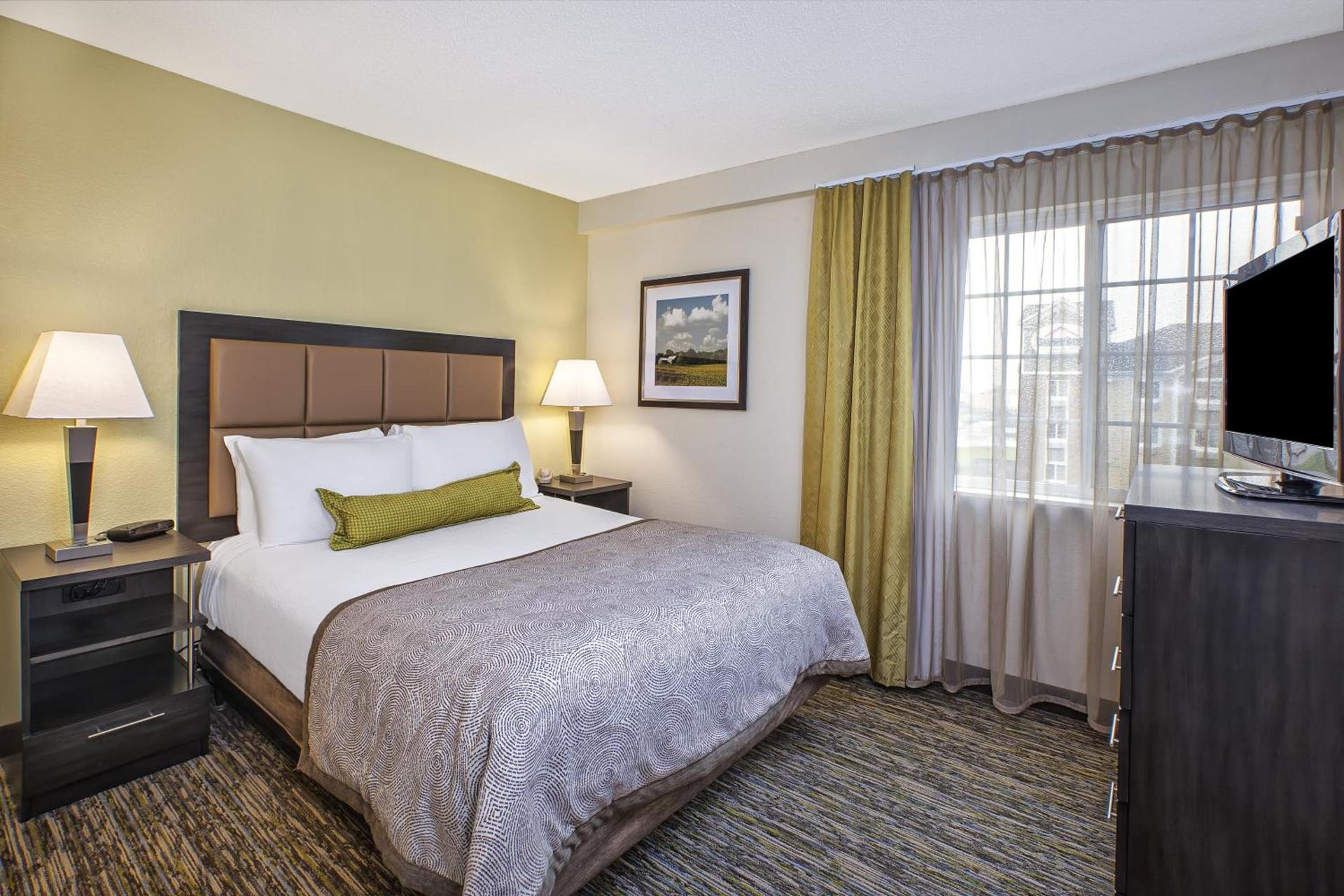 Candlewood Suites Indianapolis Northeast by IHG photo 9