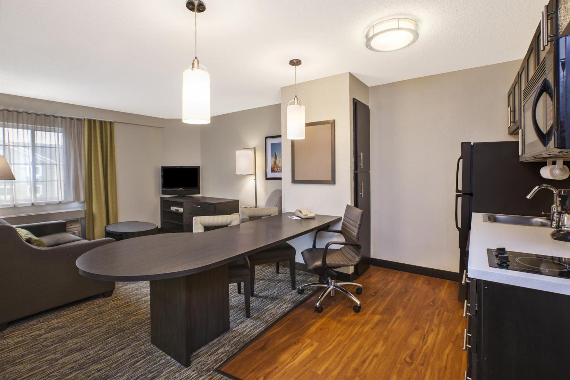 Candlewood Suites Indianapolis Northeast by IHG photo 24