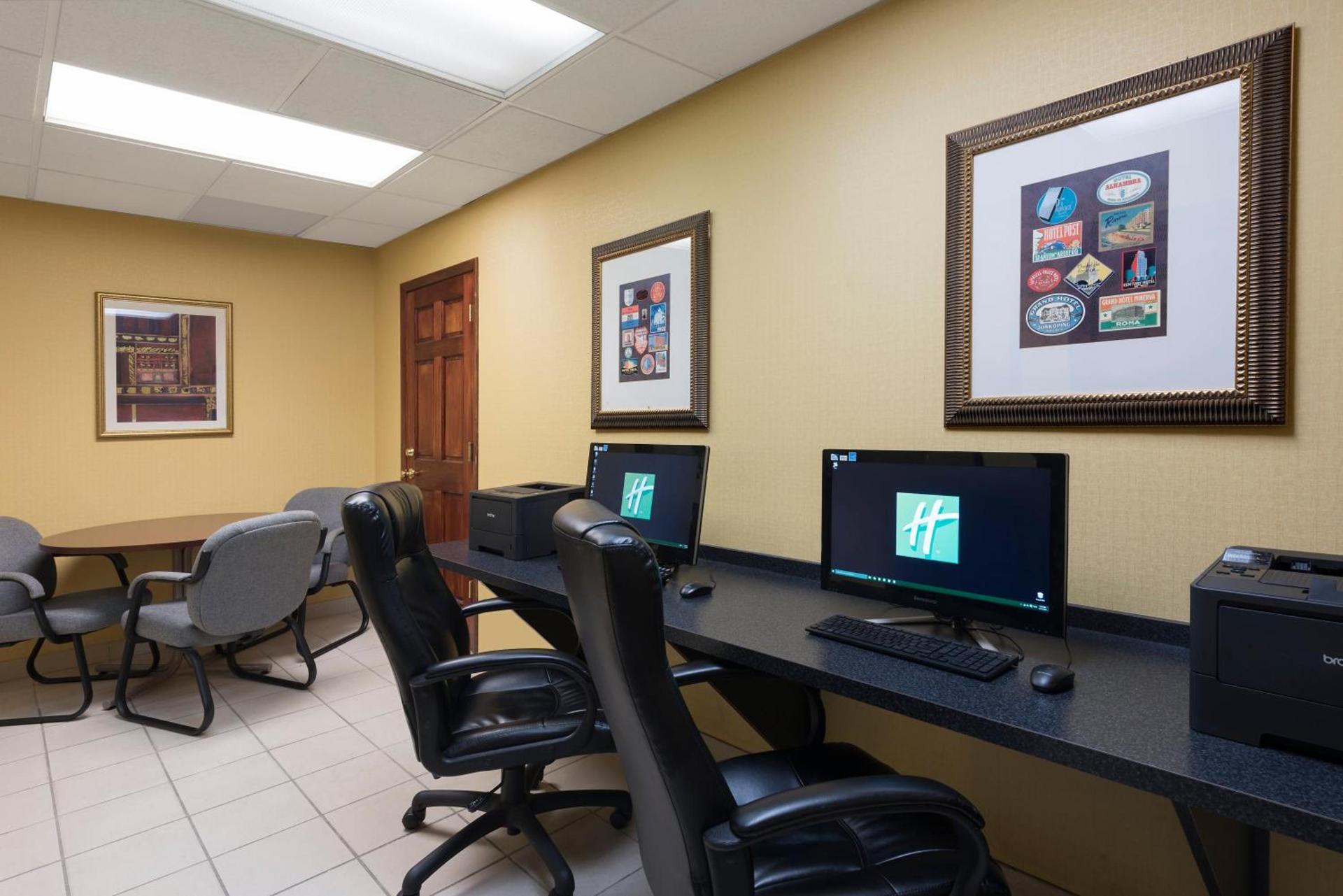 Holiday Inn Cleveland - South Independence by IHG photo 13