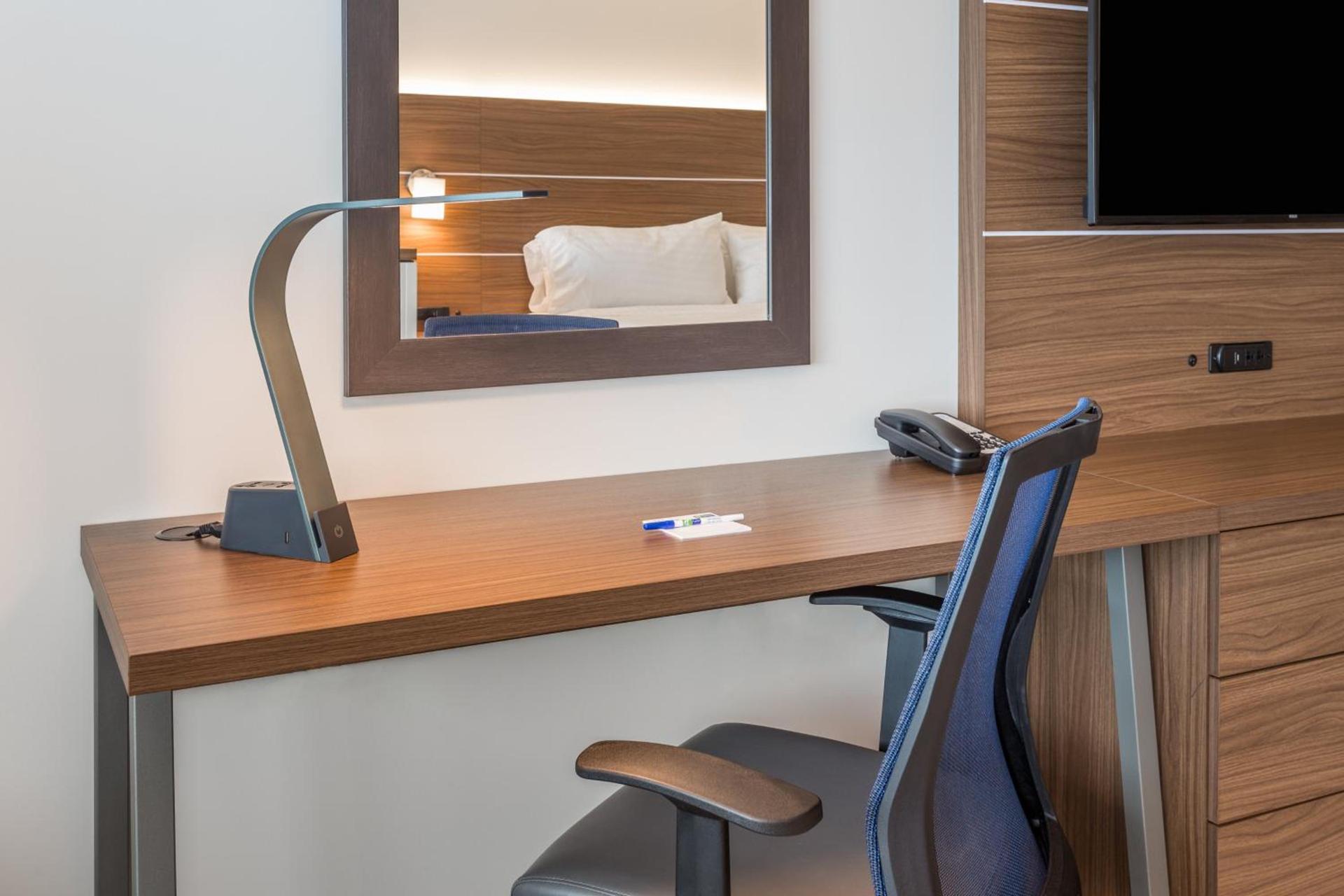 Holiday Inn Express & Suites - Rice Lake by IHG photo 40