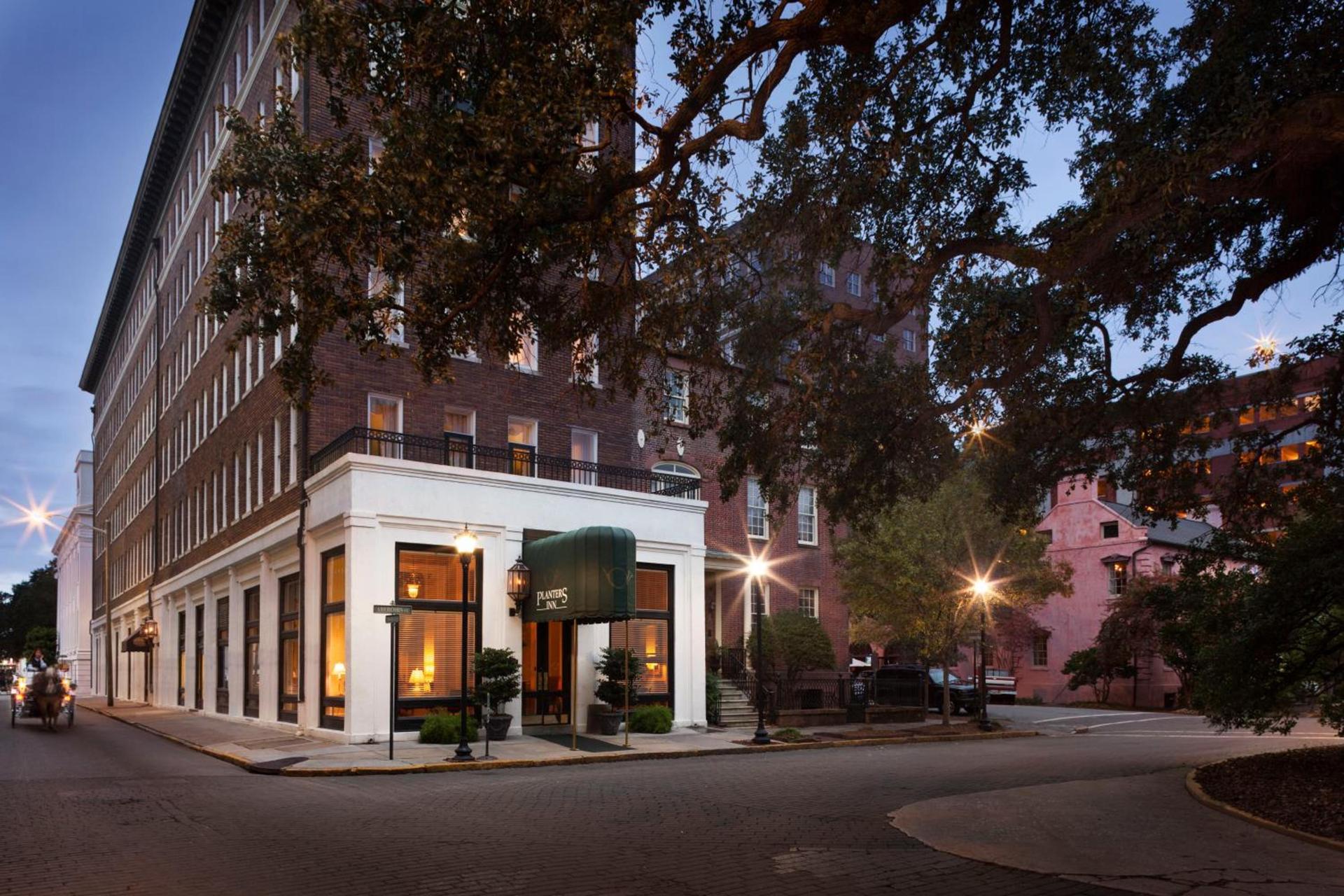 Planters Inn on Reynolds Square — hotel in Savannah