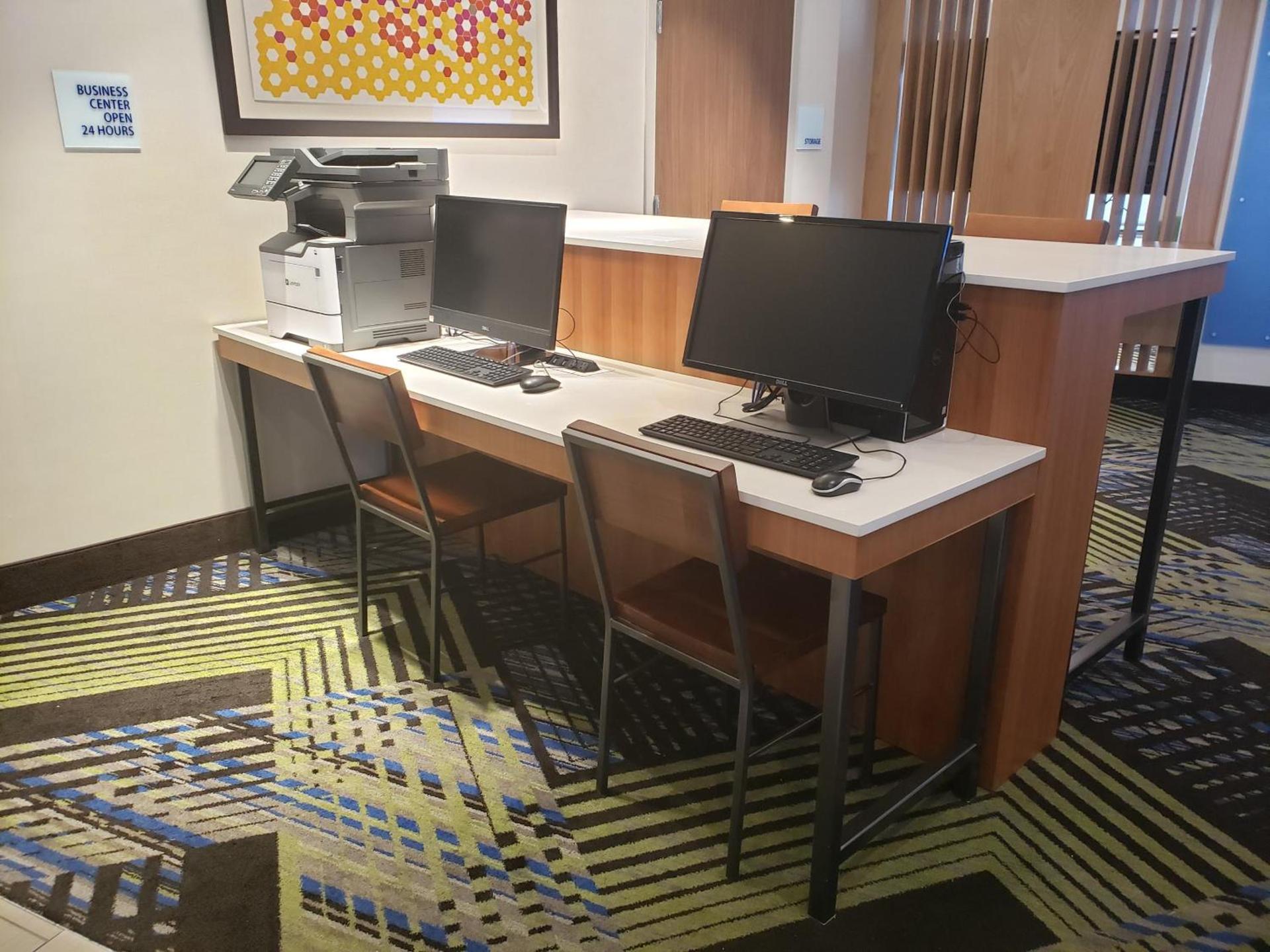 Holiday Inn Express & Suites Nashville North - Springfield by IHG photo 23