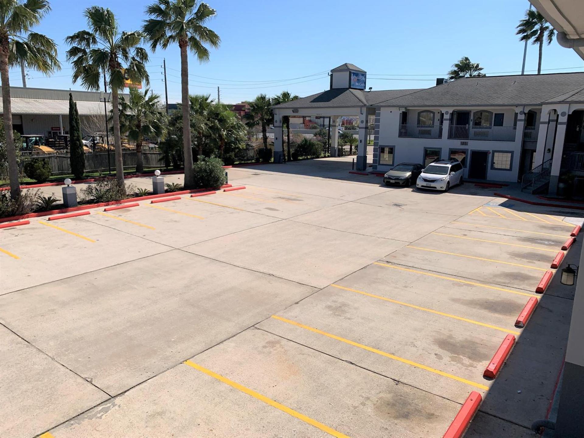 Sunrise Inn & Suites photo 17