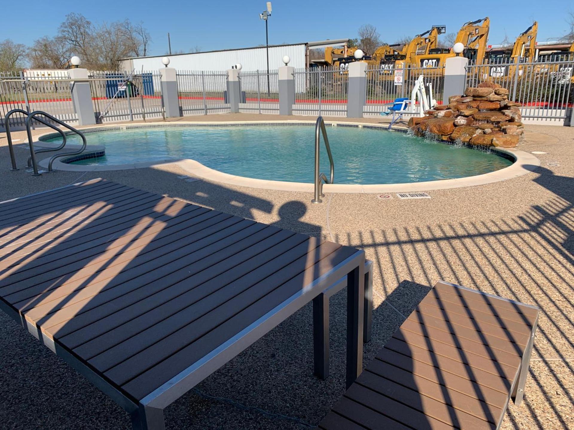 Sunrise Inn & Suites photo 32