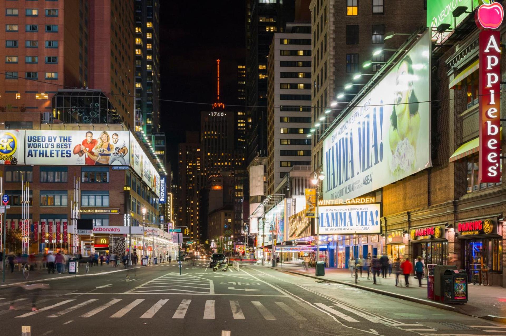 Holiday Inn Express - Times Square by IHG photo 32