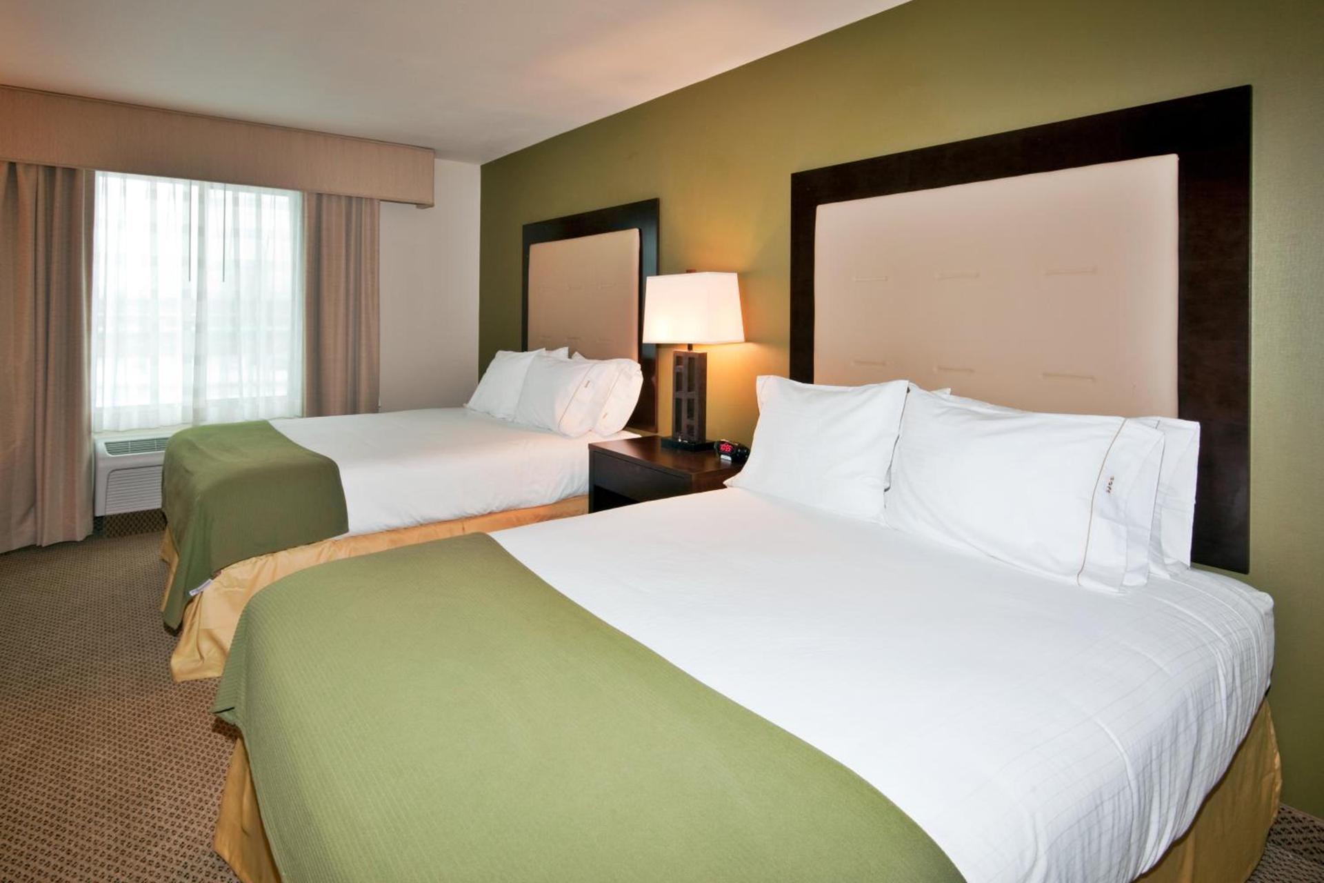Holiday Inn Express & Suites Dewitt - Syracuse by IHG photo 37