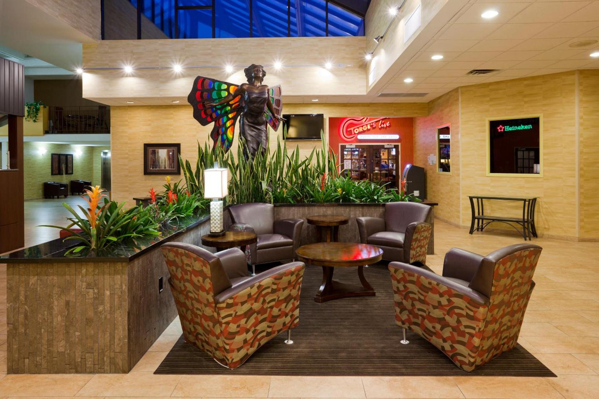 DoubleTree by Hilton Austin, MN photo 63