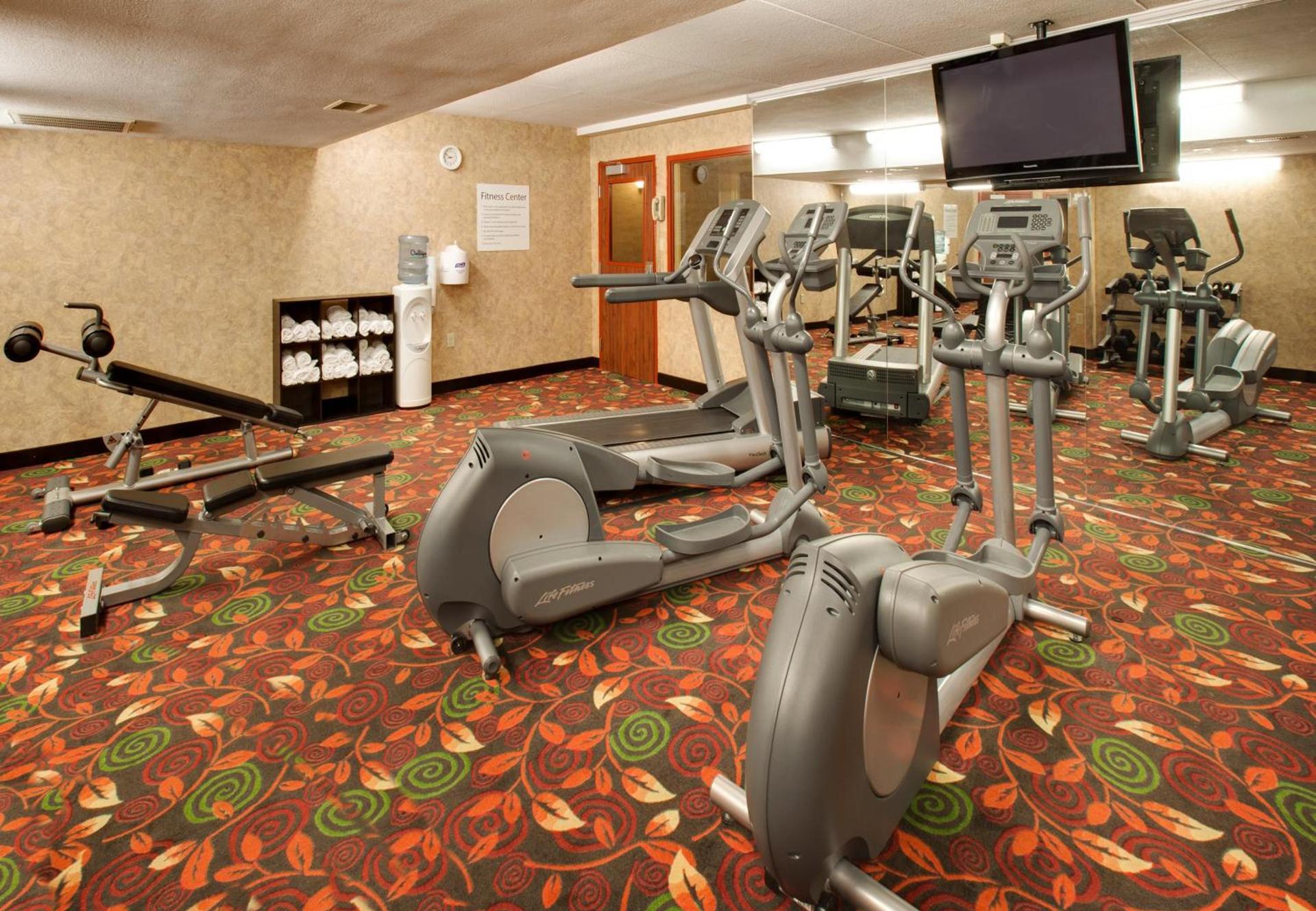 DoubleTree by Hilton Austin, MN photo 66