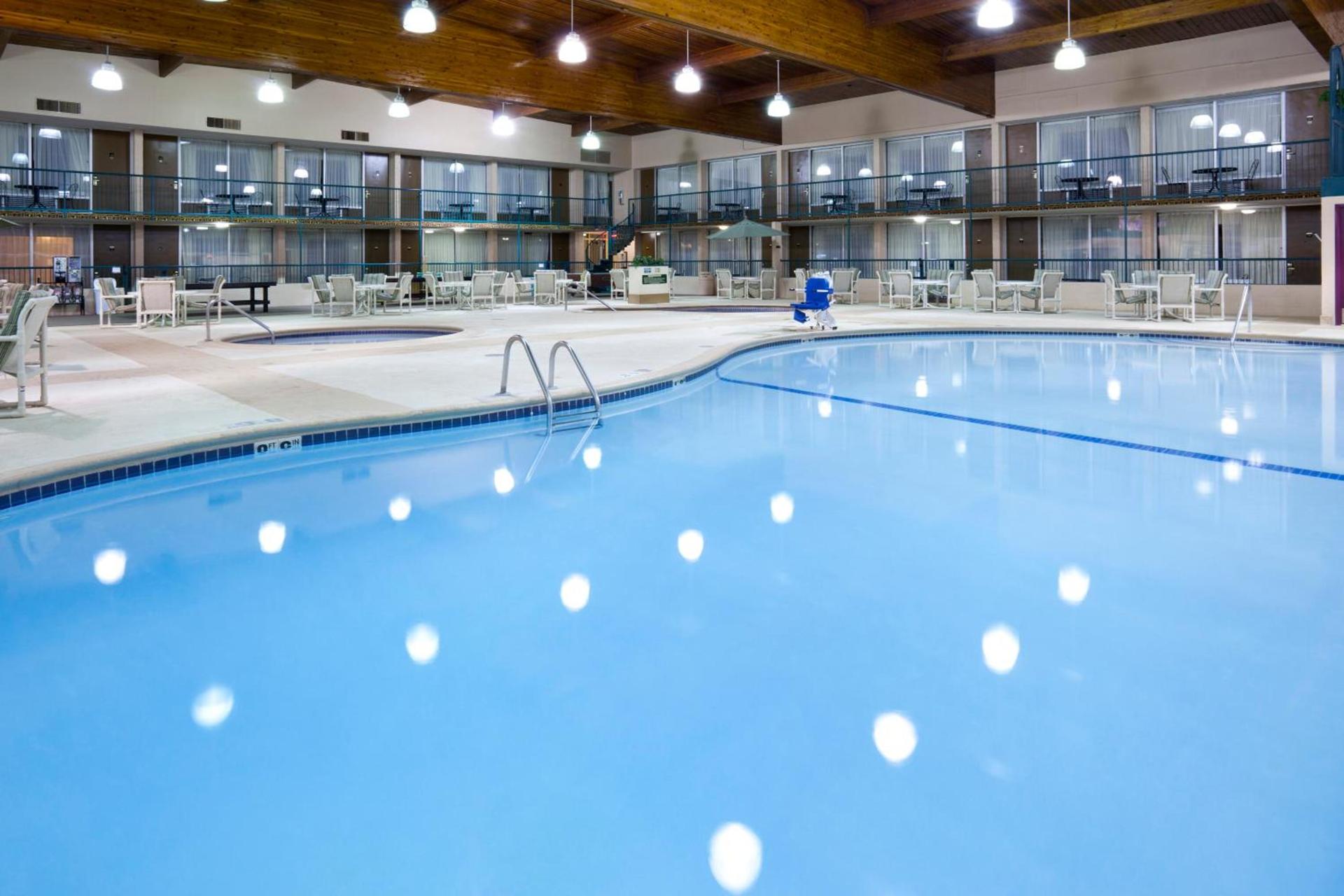 Alexandria Hotel & Conference Center photo 27