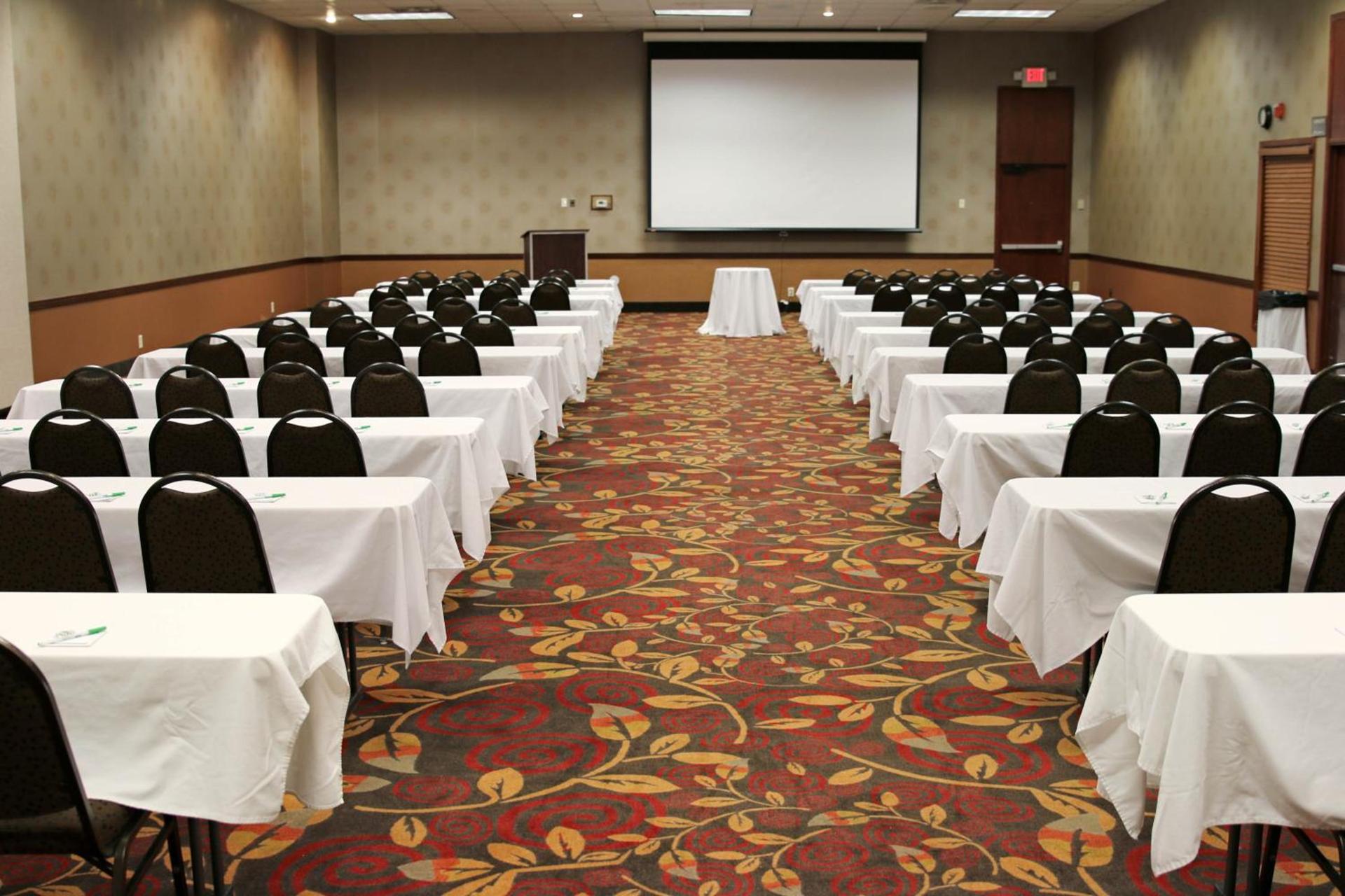 Alexandria Hotel & Conference Center photo 25