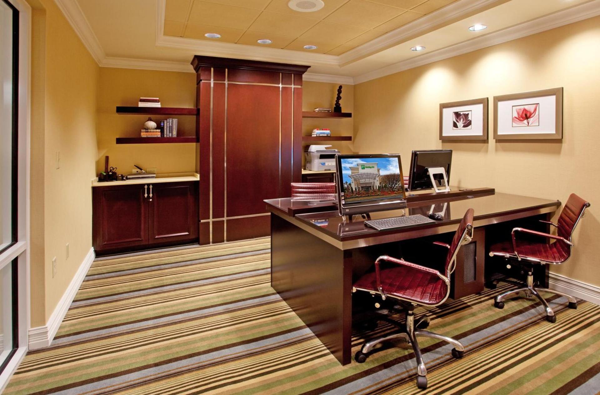 Holiday Inn Anderson by IHG photo 8