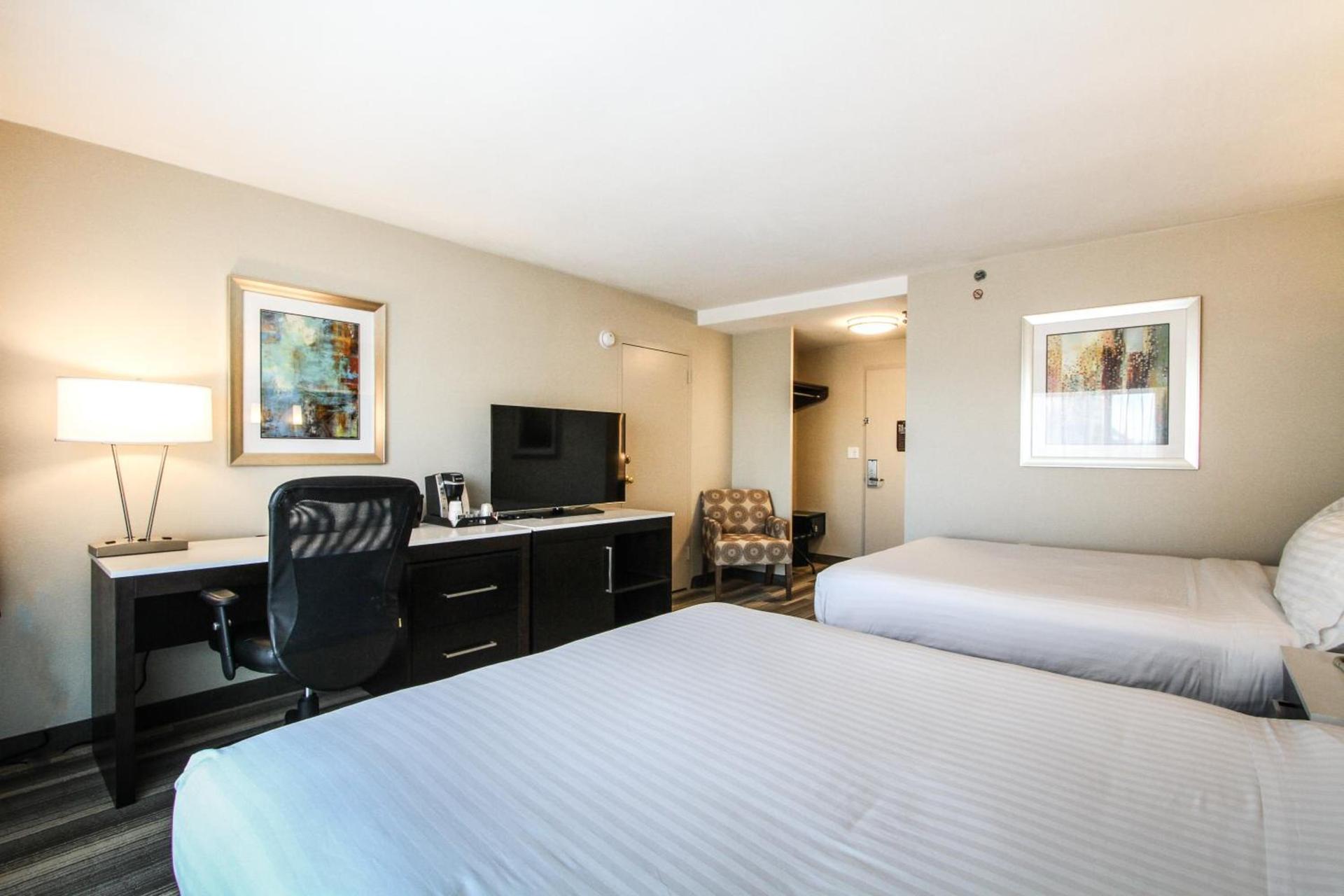 Holiday Inn Express - Downtown San Diego by IHG photo 30