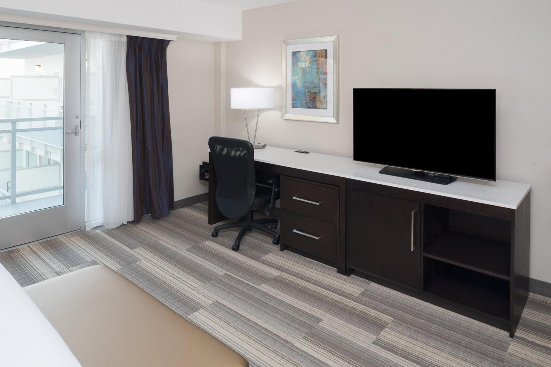 Holiday Inn Express - Downtown San Diego by IHG photo 37