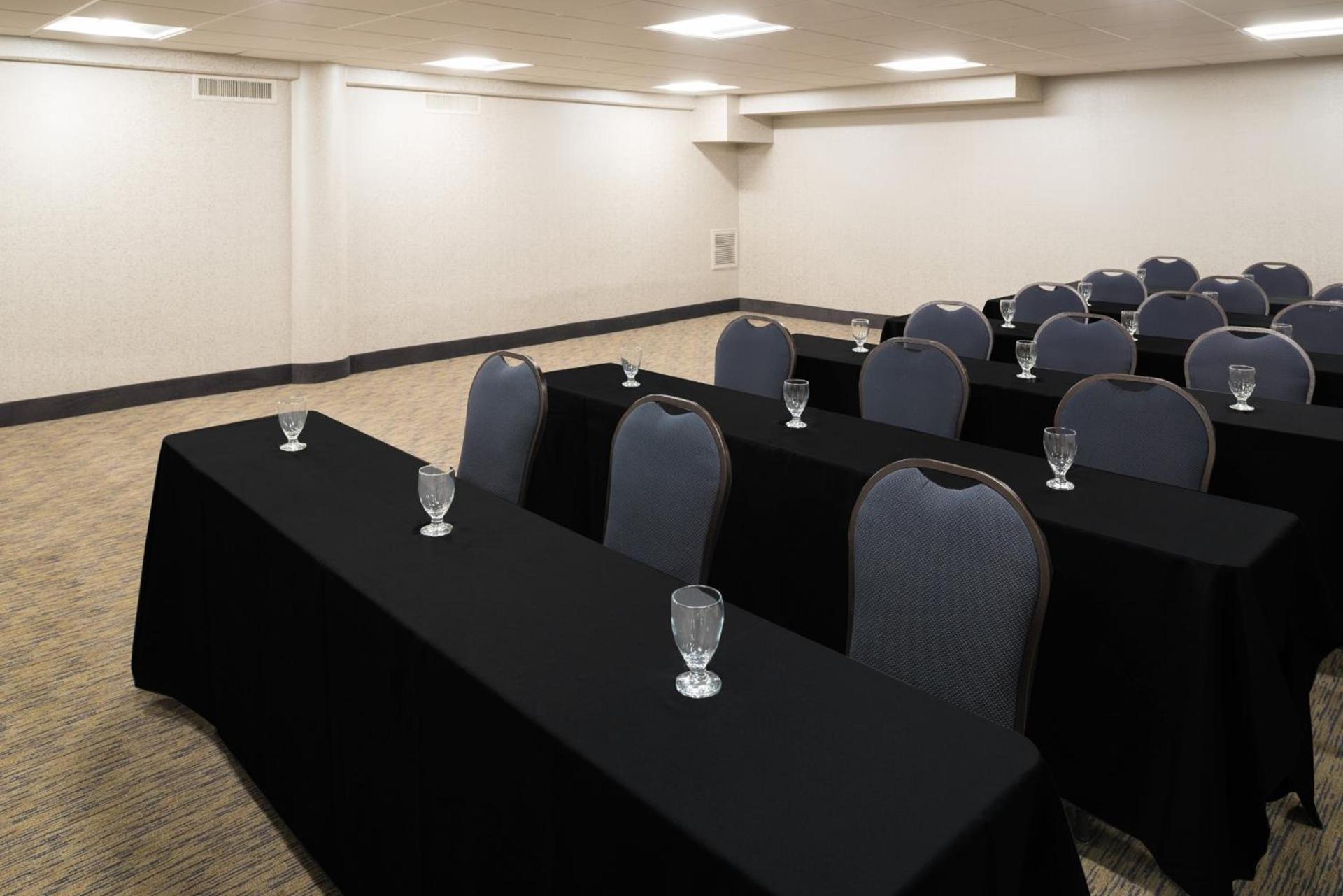 Holiday Inn Express - Downtown San Diego by IHG photo 47