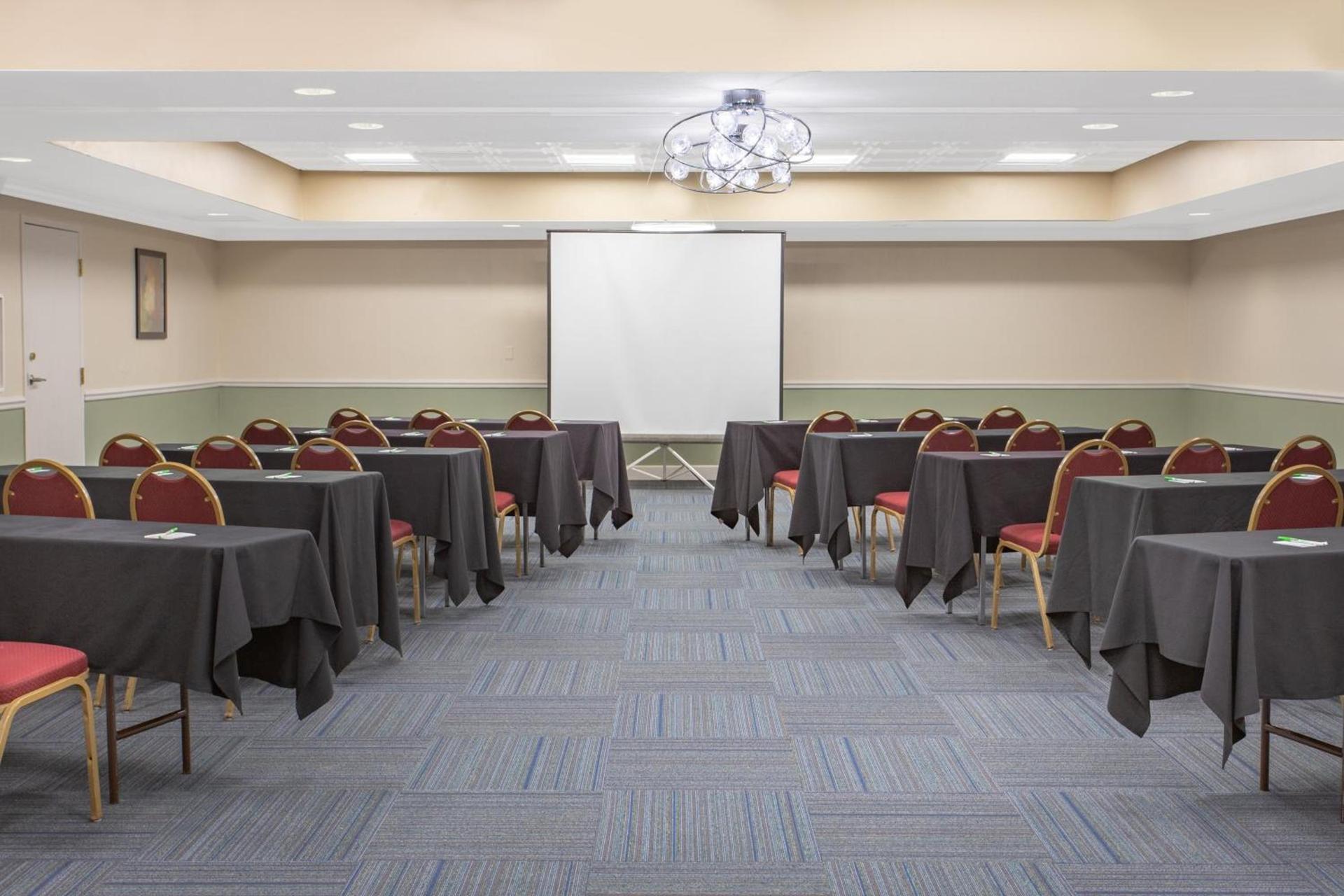 Holiday Inn & Suites Boca Raton - North photo 41