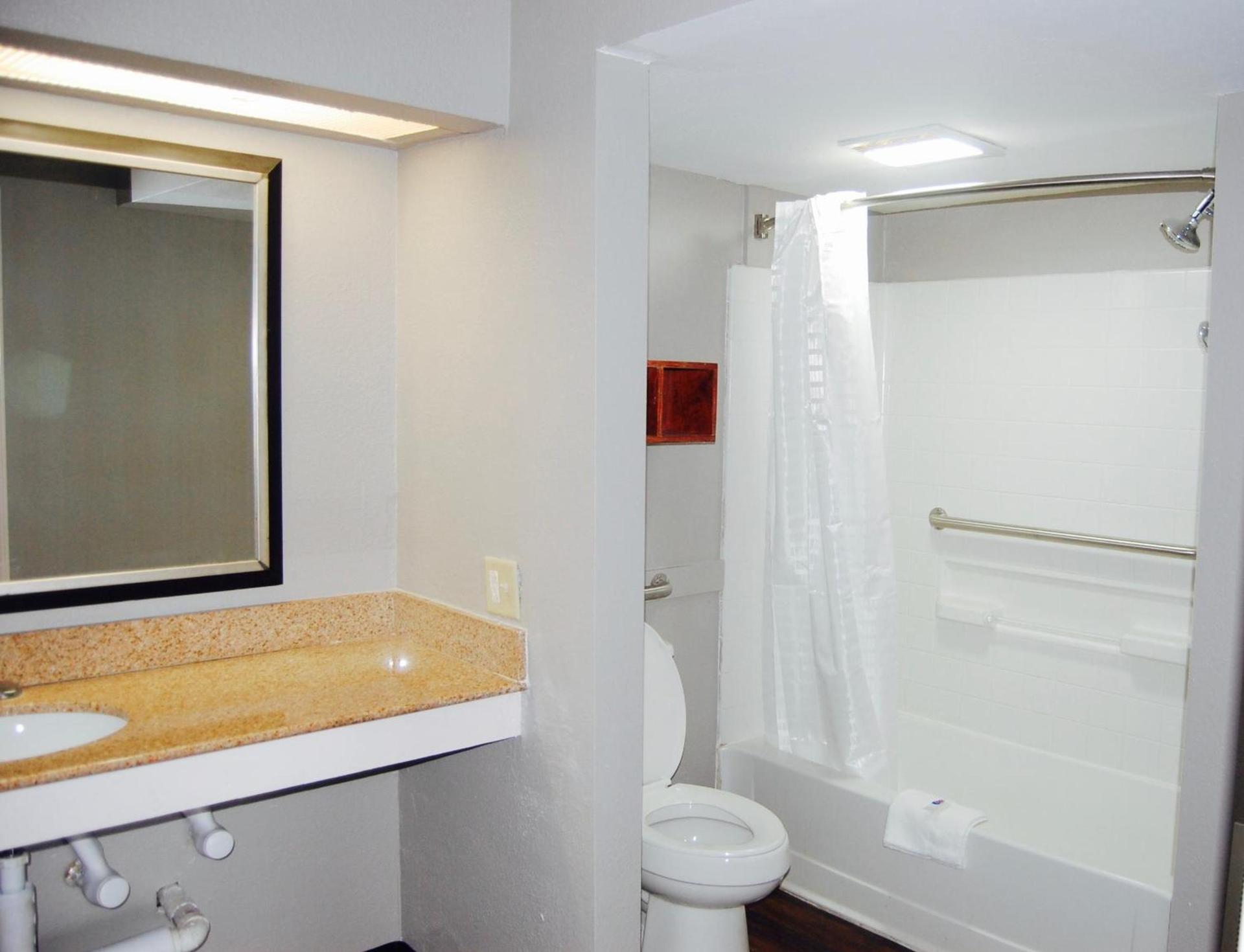Motel 6-Tupelo, MS - Downtown photo 38