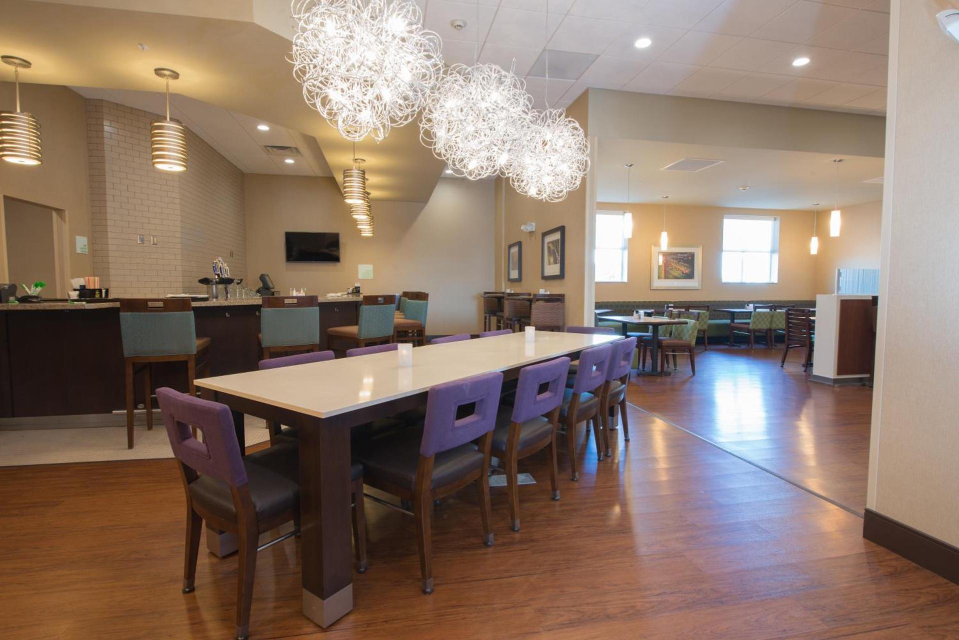 Holiday Inn Bismarck by IHG photo 46