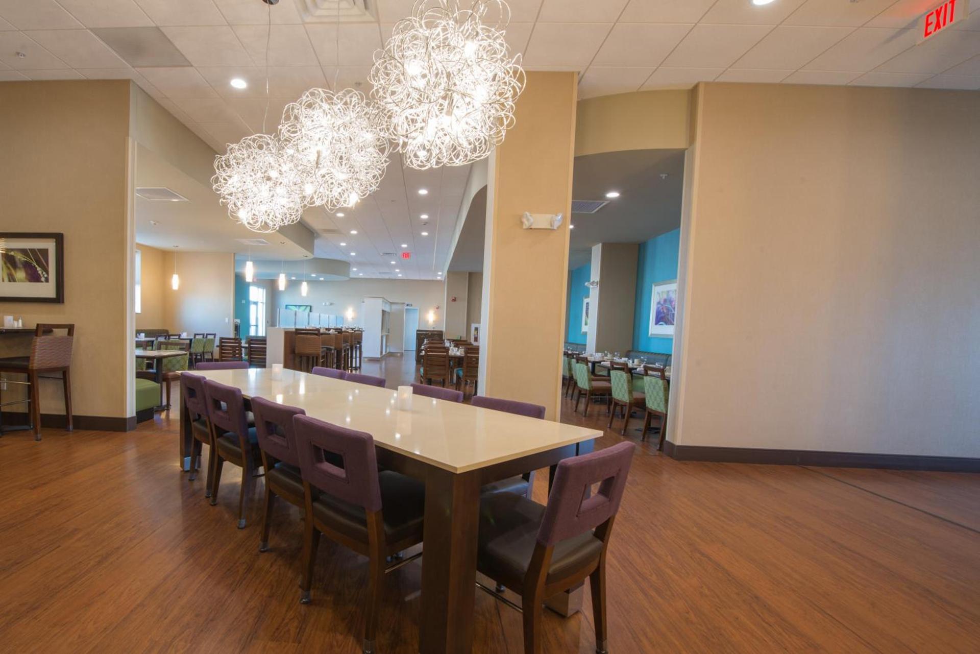 Holiday Inn Bismarck by IHG photo 42