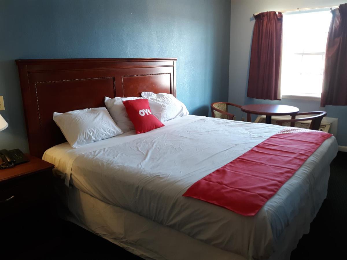 Rest Inn - Extended Stay, I-40 Airport, Wedding & Event Center photo 20