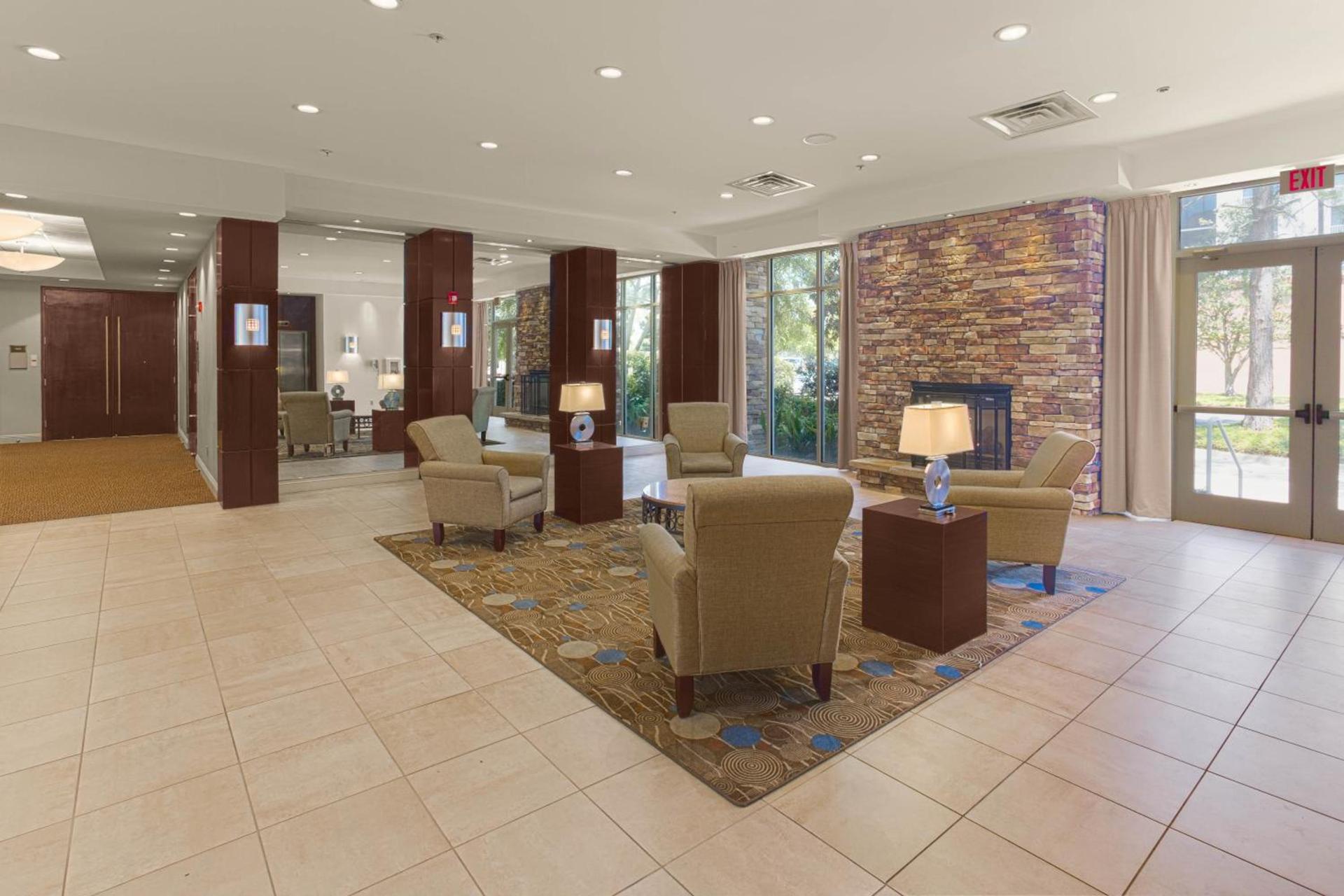 Holiday Inn Baton Rouge College Drive I-10 by IHG photo 8