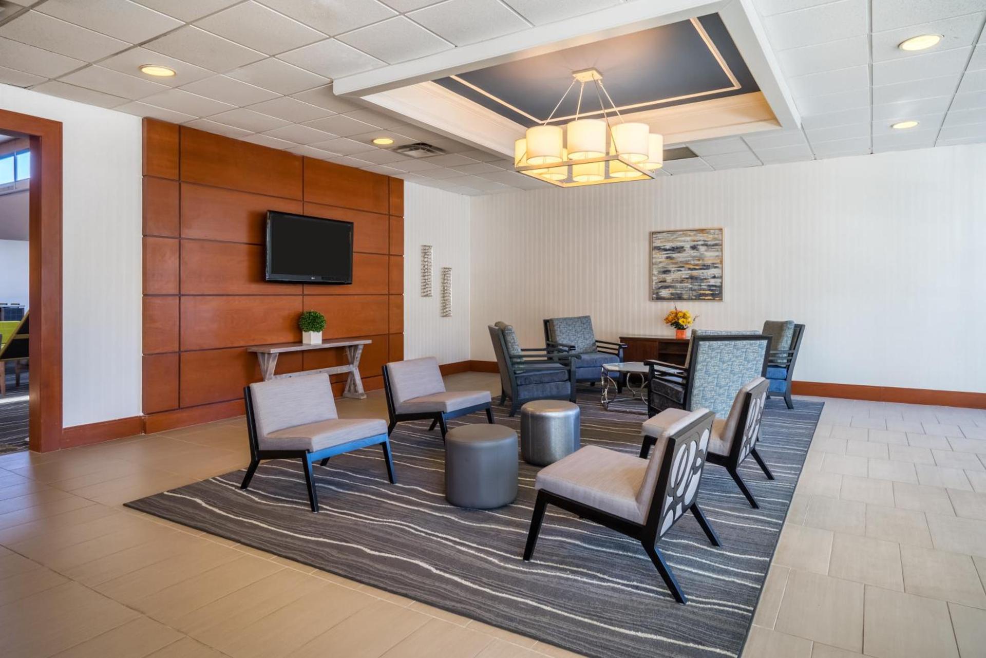 enVision Hotel & Conference Center Mansfield-Foxboro photo 4