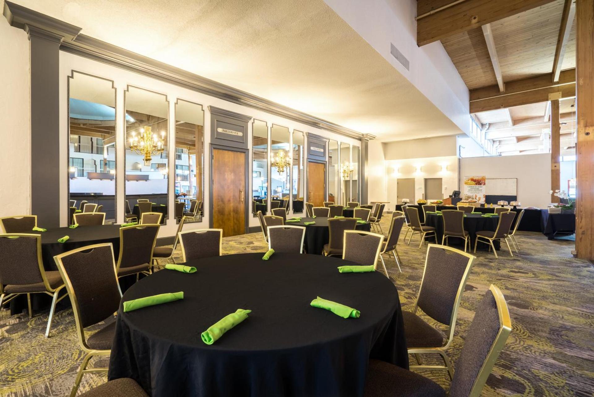 enVision Hotel & Conference Center Mansfield-Foxboro photo 10