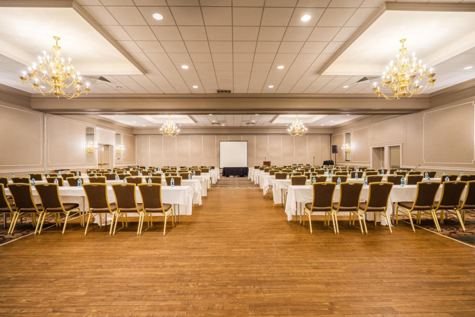 enVision Hotel & Conference Center Mansfield-Foxboro photo 40
