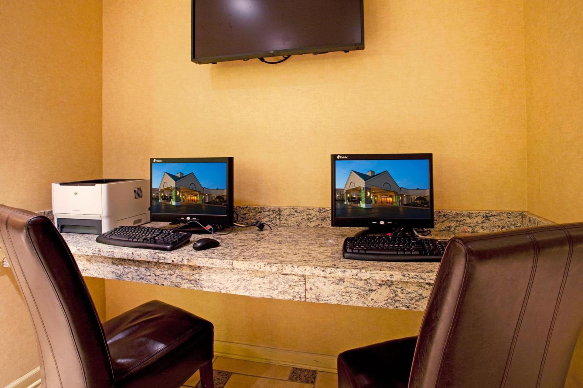 Buffalo Airport Hotel photo 8