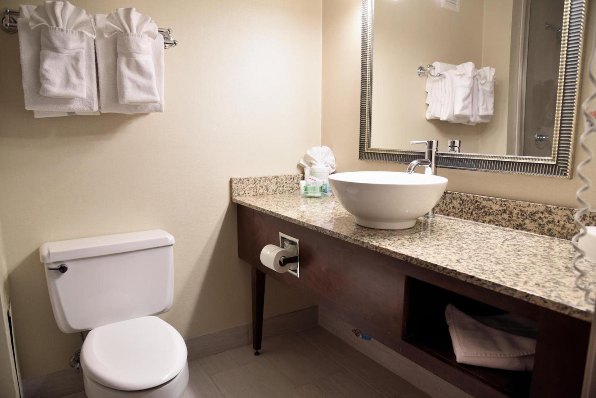 Spark By Hilton Akron Fairlawn photo 24