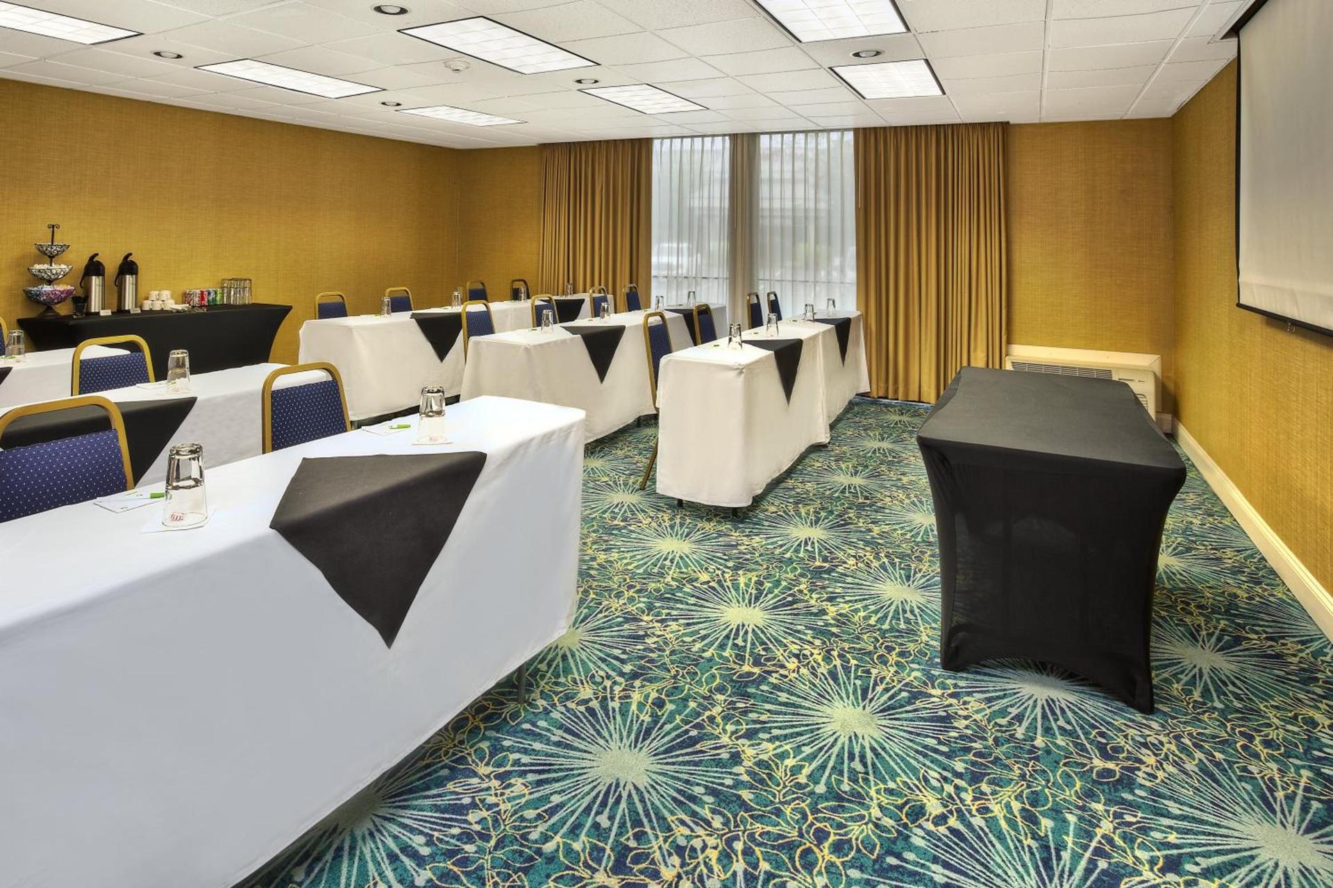 Spark By Hilton Akron Fairlawn photo 12