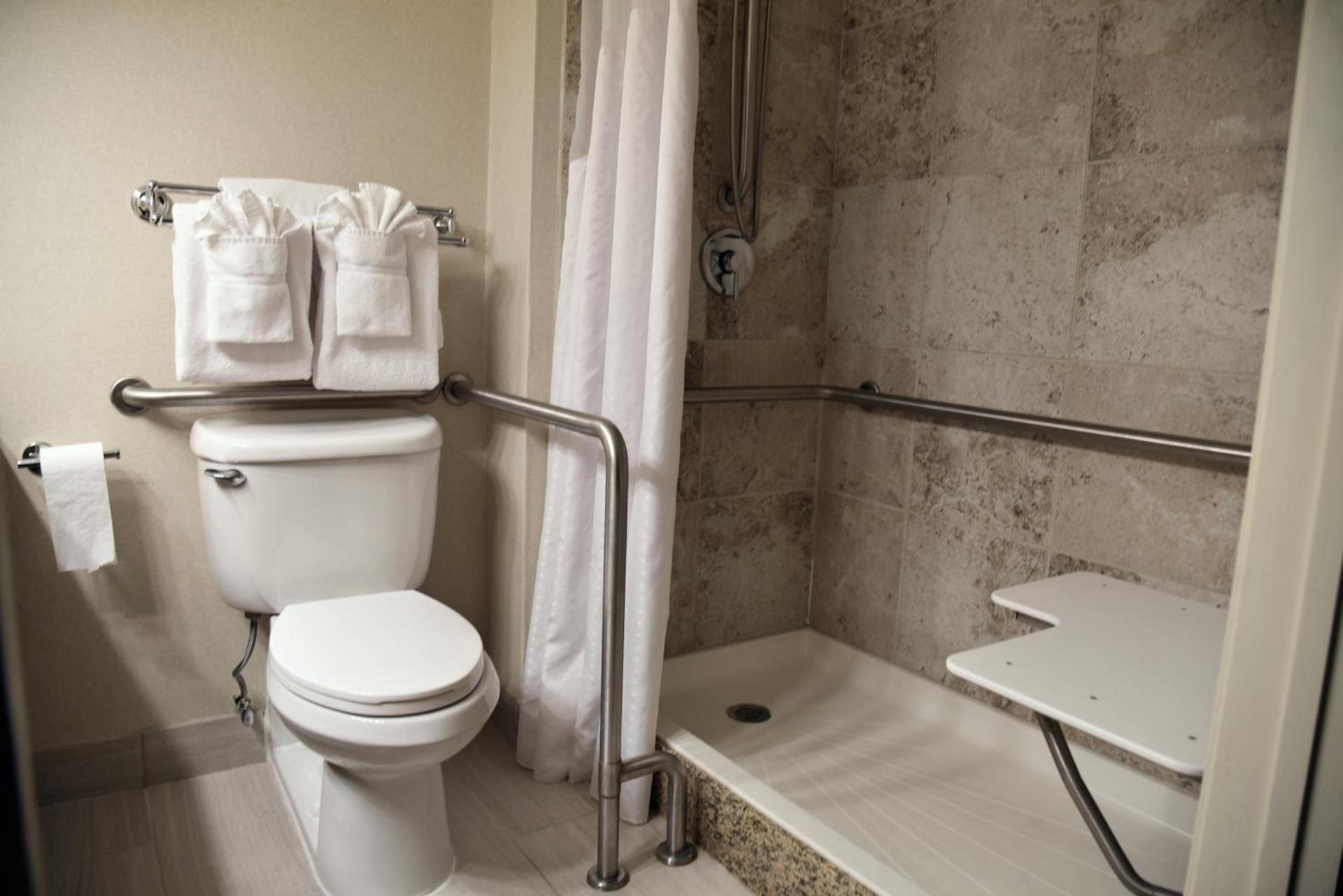 Spark By Hilton Akron Fairlawn photo 15