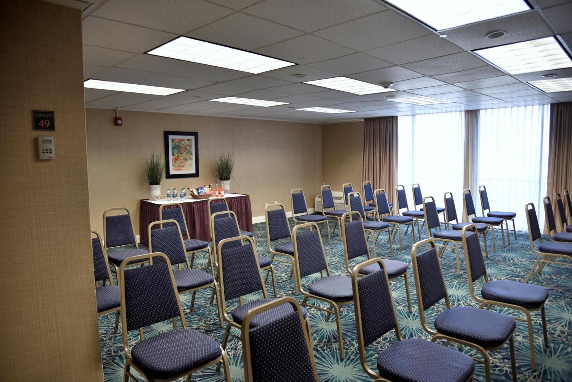 Spark By Hilton Akron Fairlawn photo 11