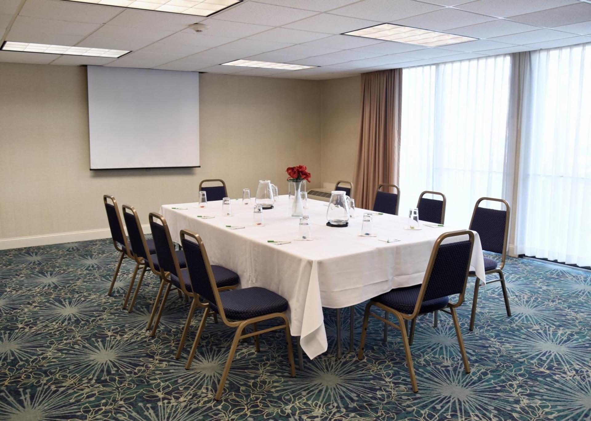 Spark By Hilton Akron Fairlawn photo 6