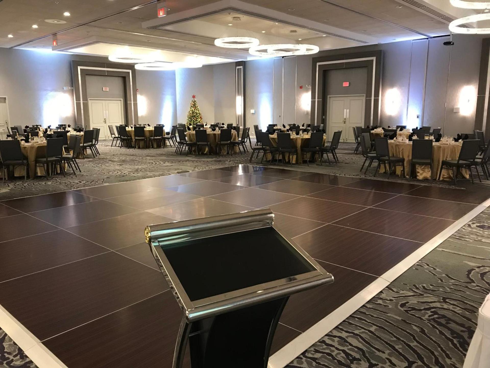 Holiday Inn Chicago Nw Crystal Lk Conv Ctr by IHG photo 27