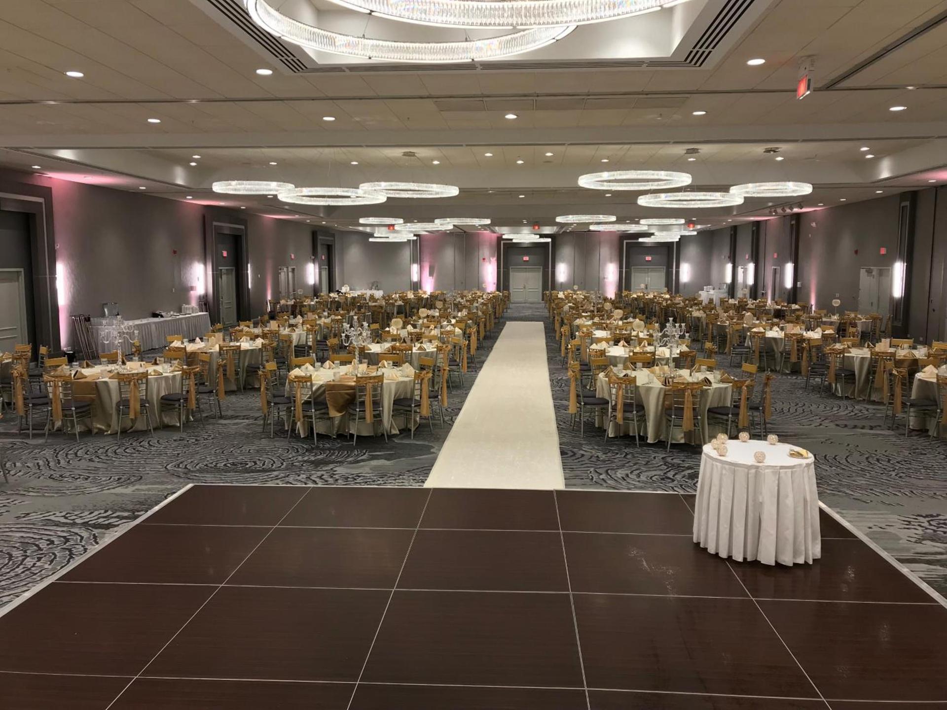 Holiday Inn Chicago Nw Crystal Lk Conv Ctr by IHG photo 51
