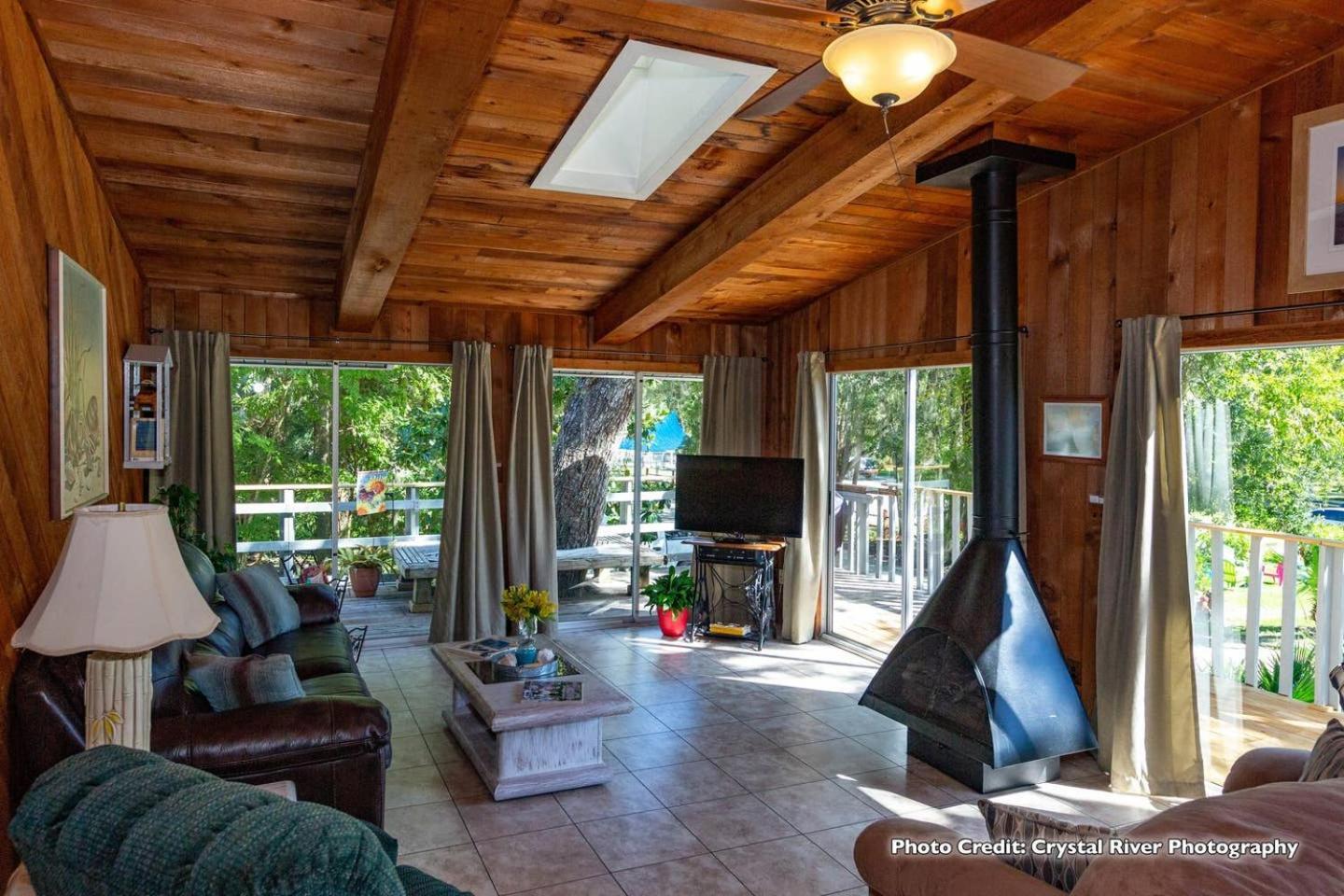 Riverfront Treetop Bungalow photo 6