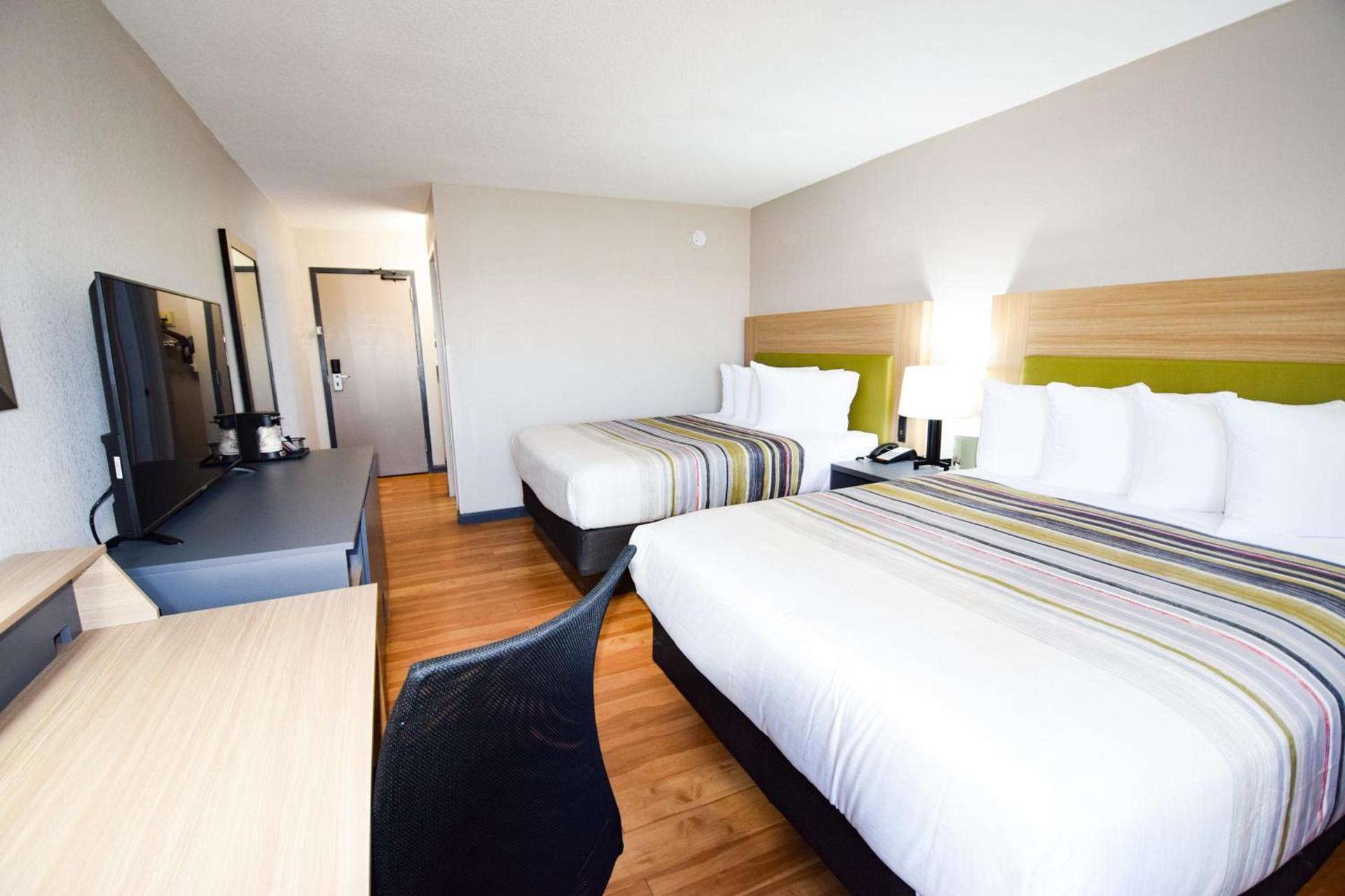 Country Inn & Suites by Radisson, North Little Rock, AR photo 27