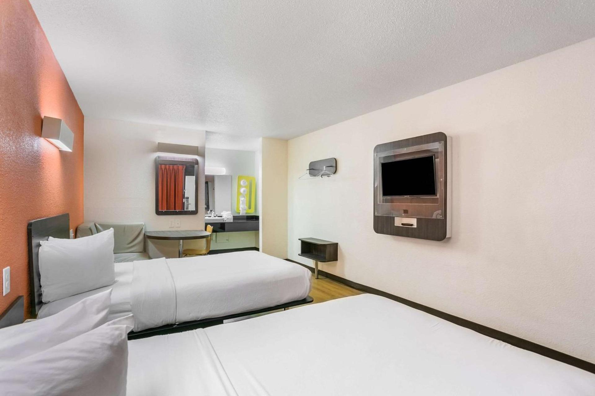 Rodeway Inn Baltimore - Inner Harbor South photo 15